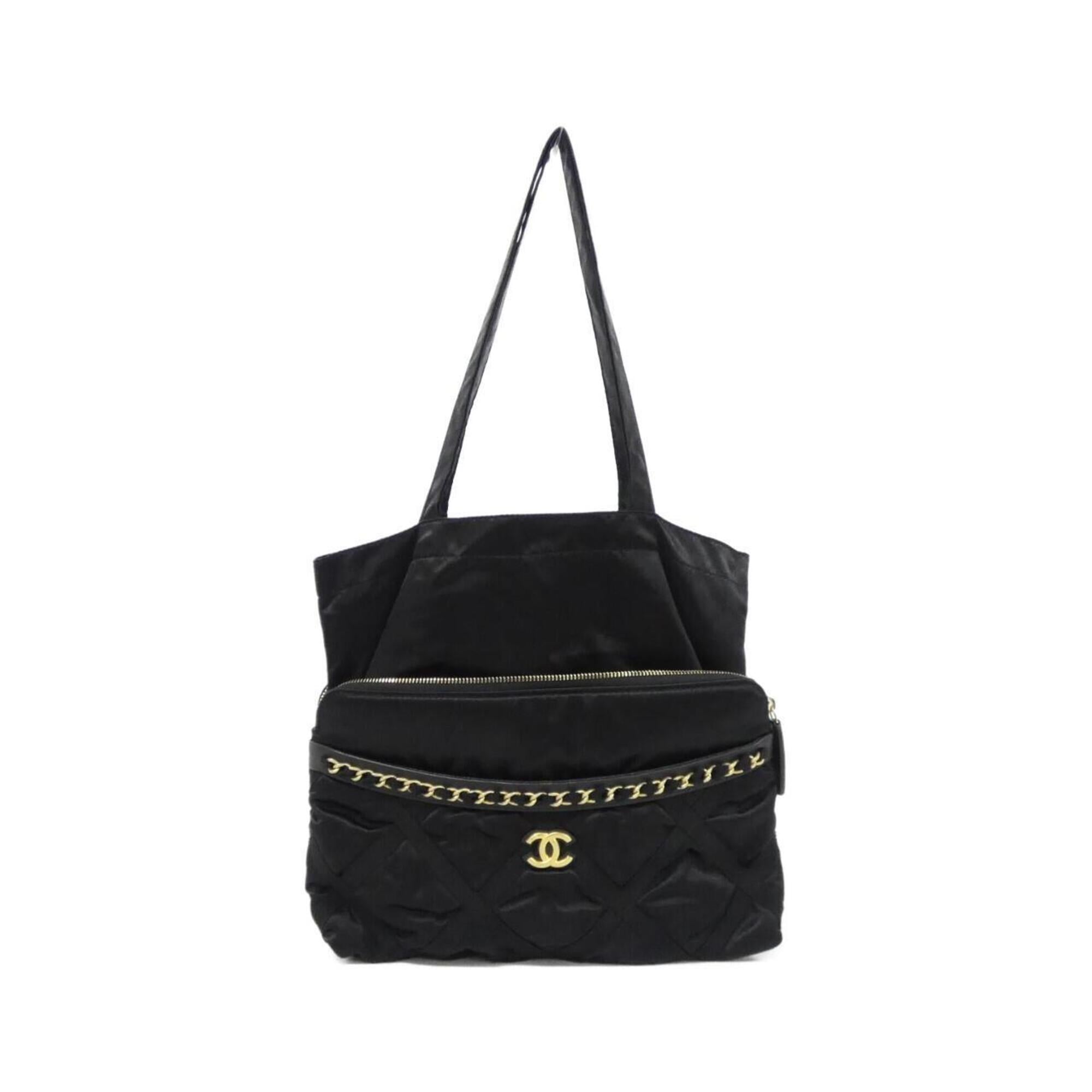 Chanel Black Nylon Handbag (Pre-Owned)