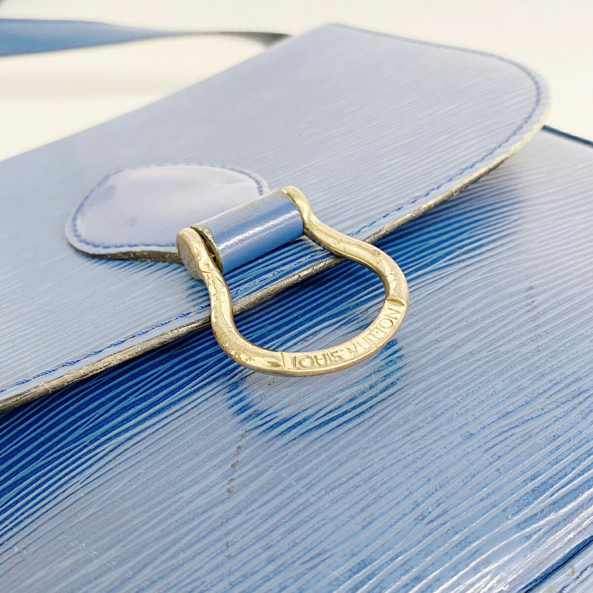 Louis Vuitton Toledo Blue Shoulder Bag (Pre-Owned)