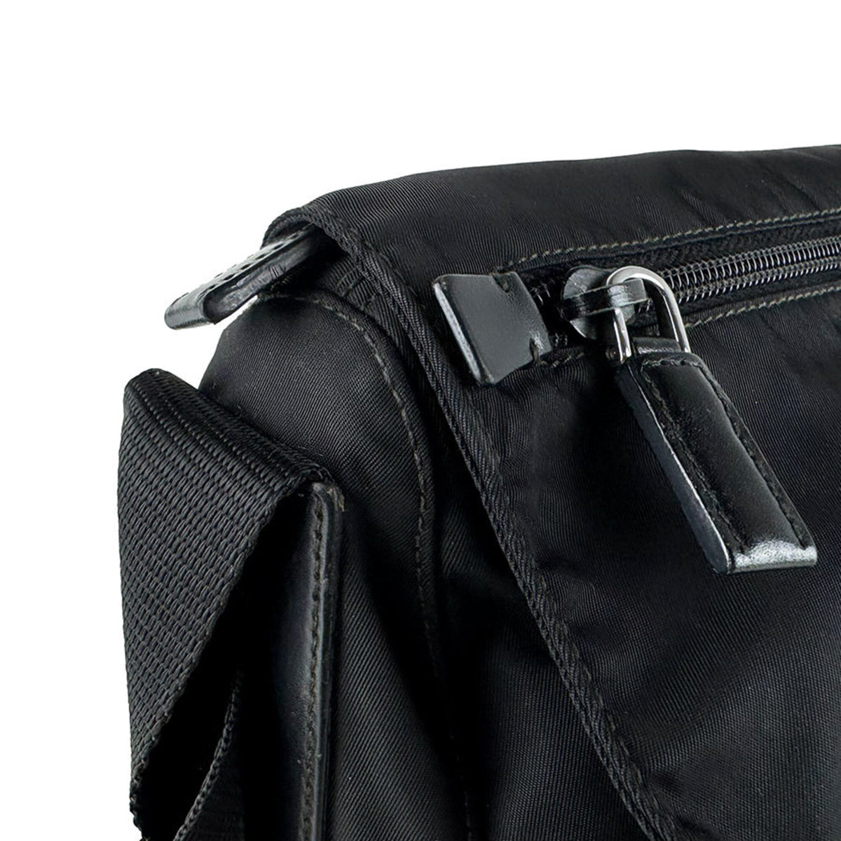 Prada Black Nylon Leather Shoulder Bag (Pre-Owned)
