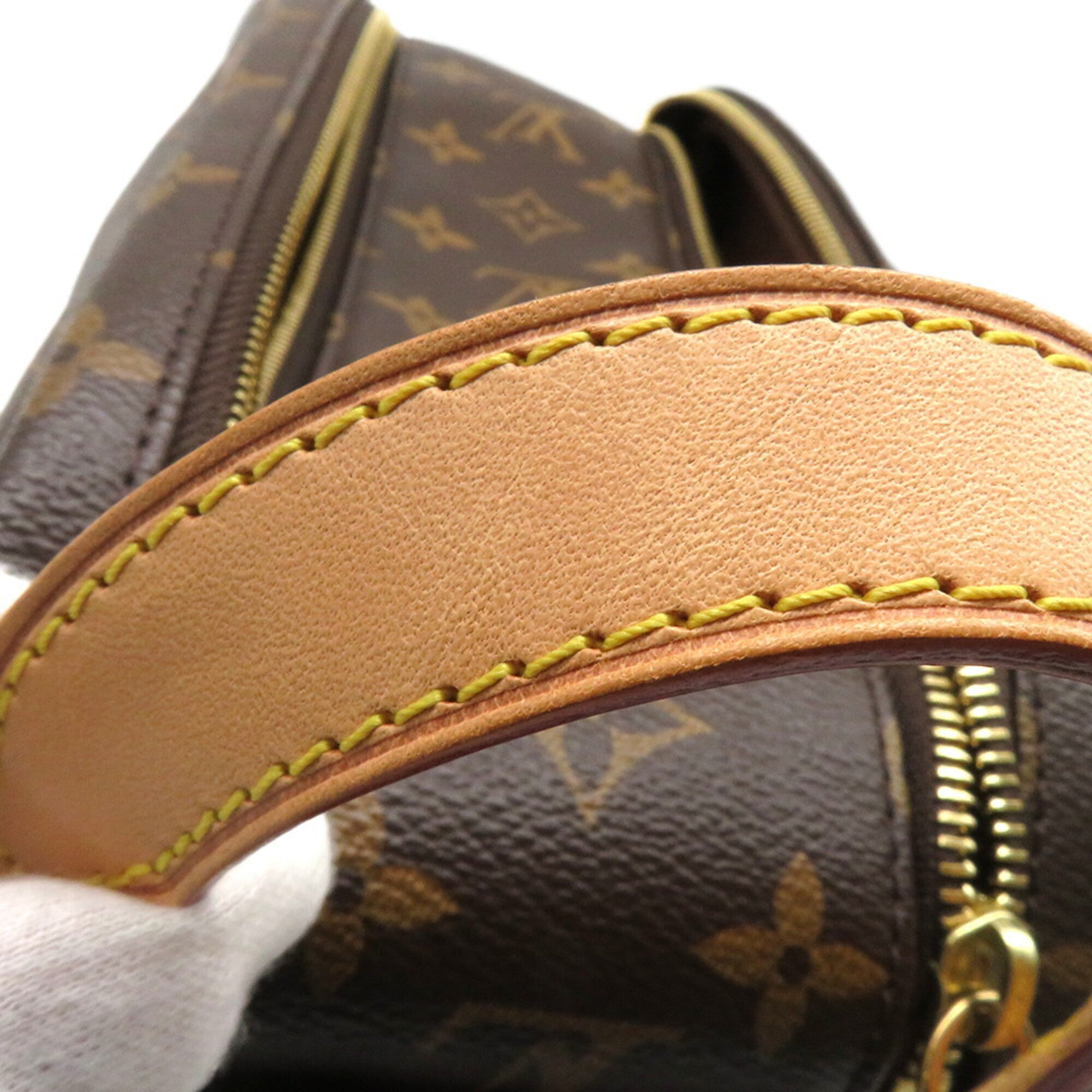 Louis Vuitton Brown Monogram Monogram Clutch Bag Handbag Pouch (Pre-Owned)