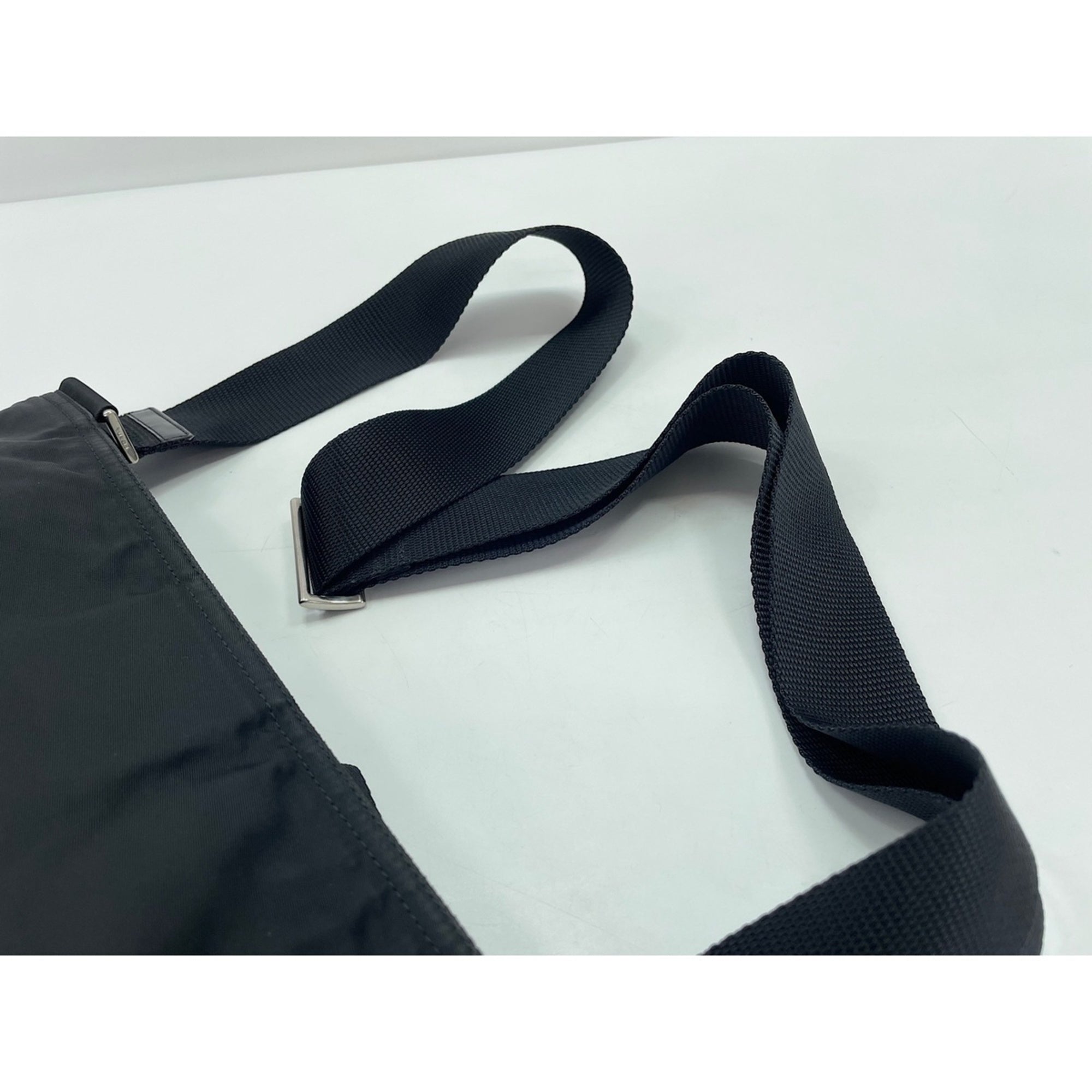 Prada Black Nylon Shoulder Bag (Pre-Owned)