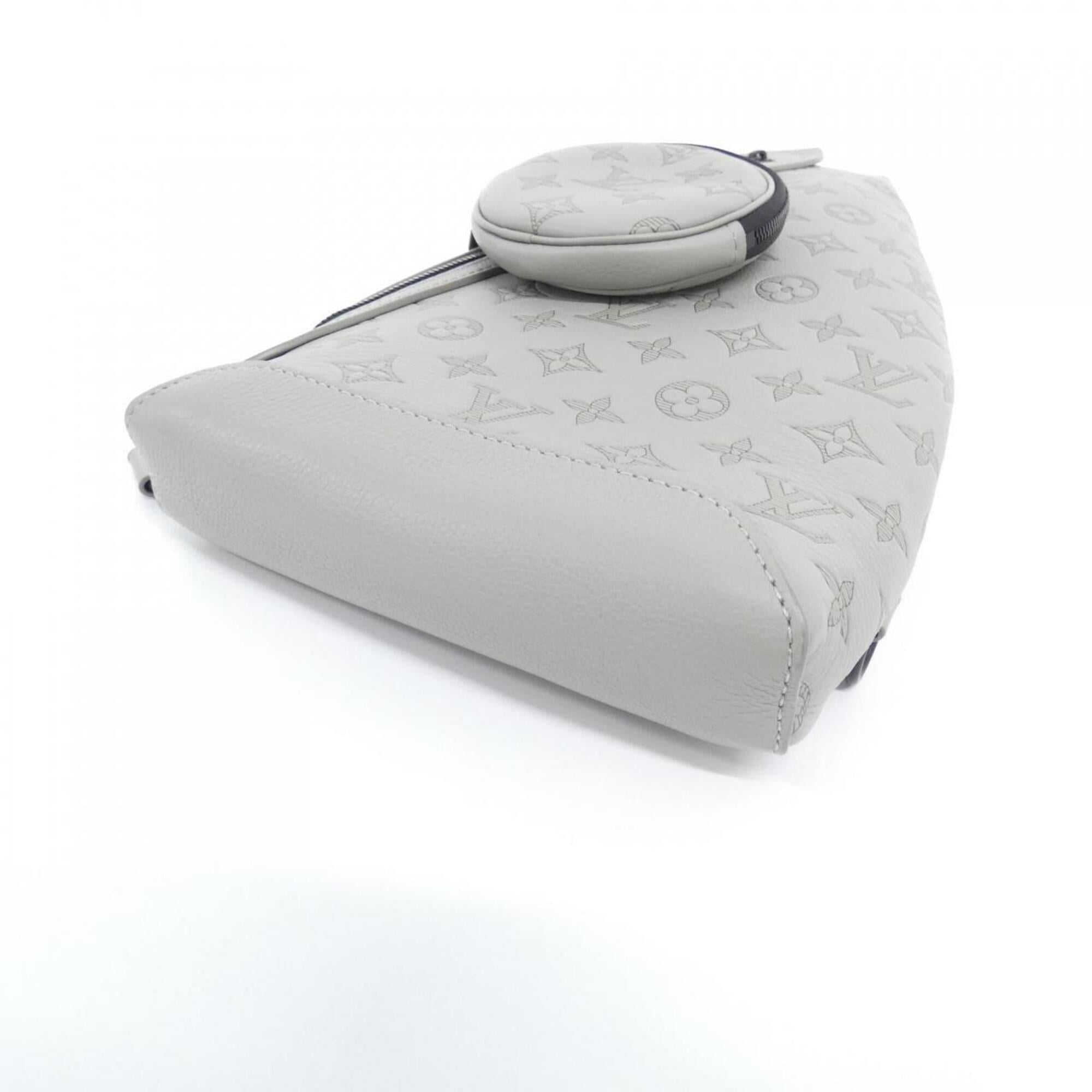 Louis Vuitton Black Monogram Monogram Shadow Pouch Shoulder Bag (Pre-Owned)