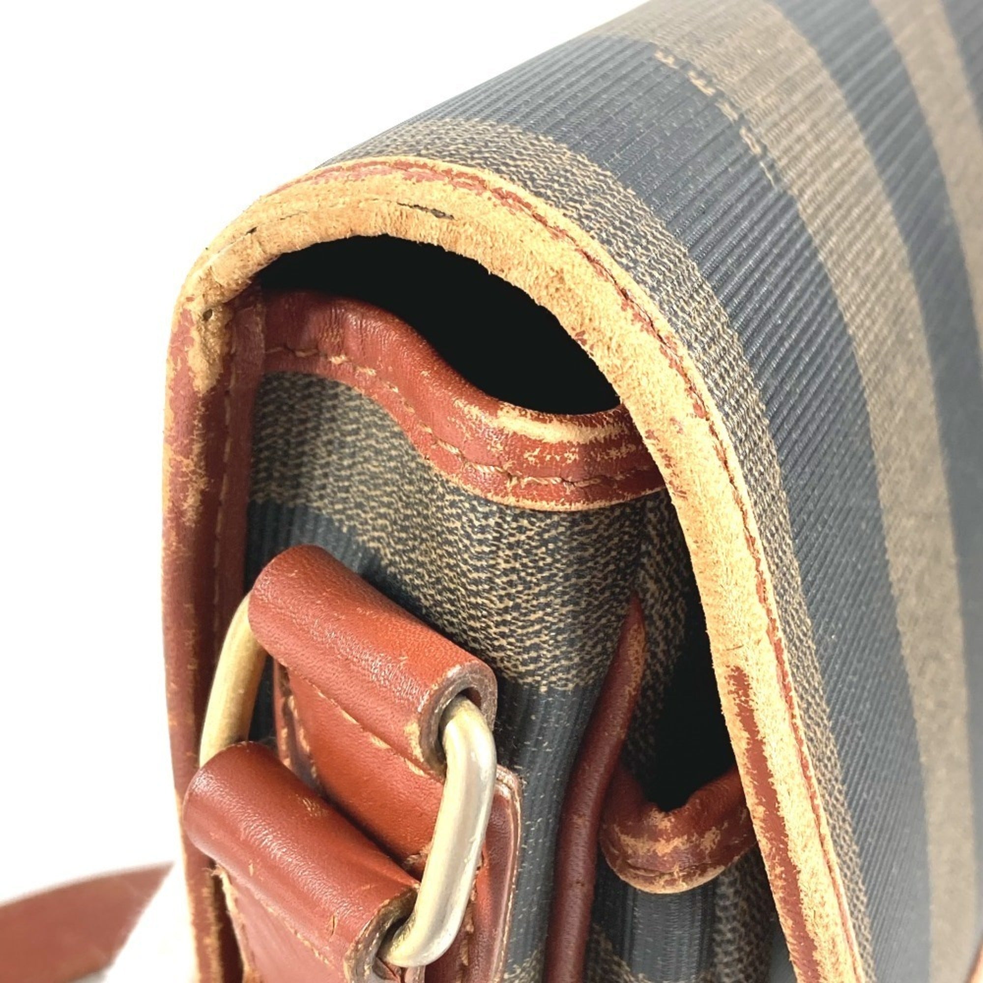 Fendi Brown Khaki Pvc Leather Pochette Shoulder Bag (Pre-Owned)