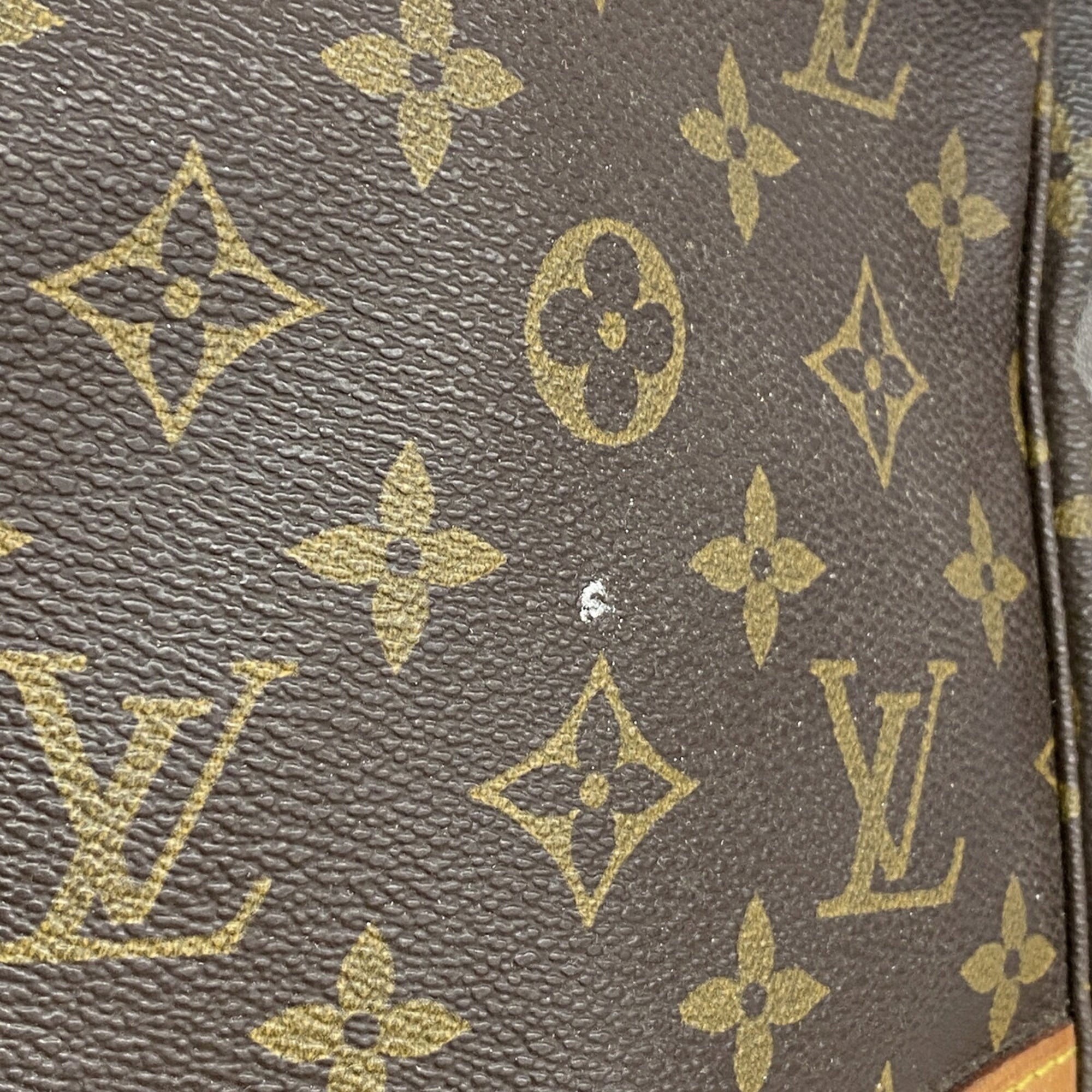 Louis Vuitton Brown Shoulder Bag (Pre-Owned)