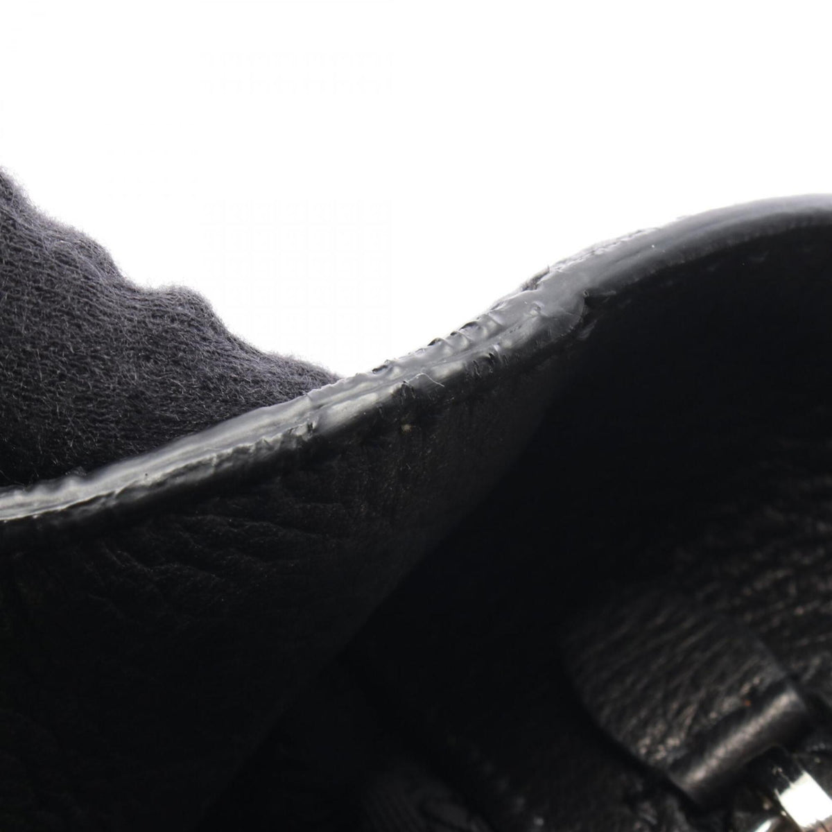 Prada Black Leather Handbag (Pre-Owned)
