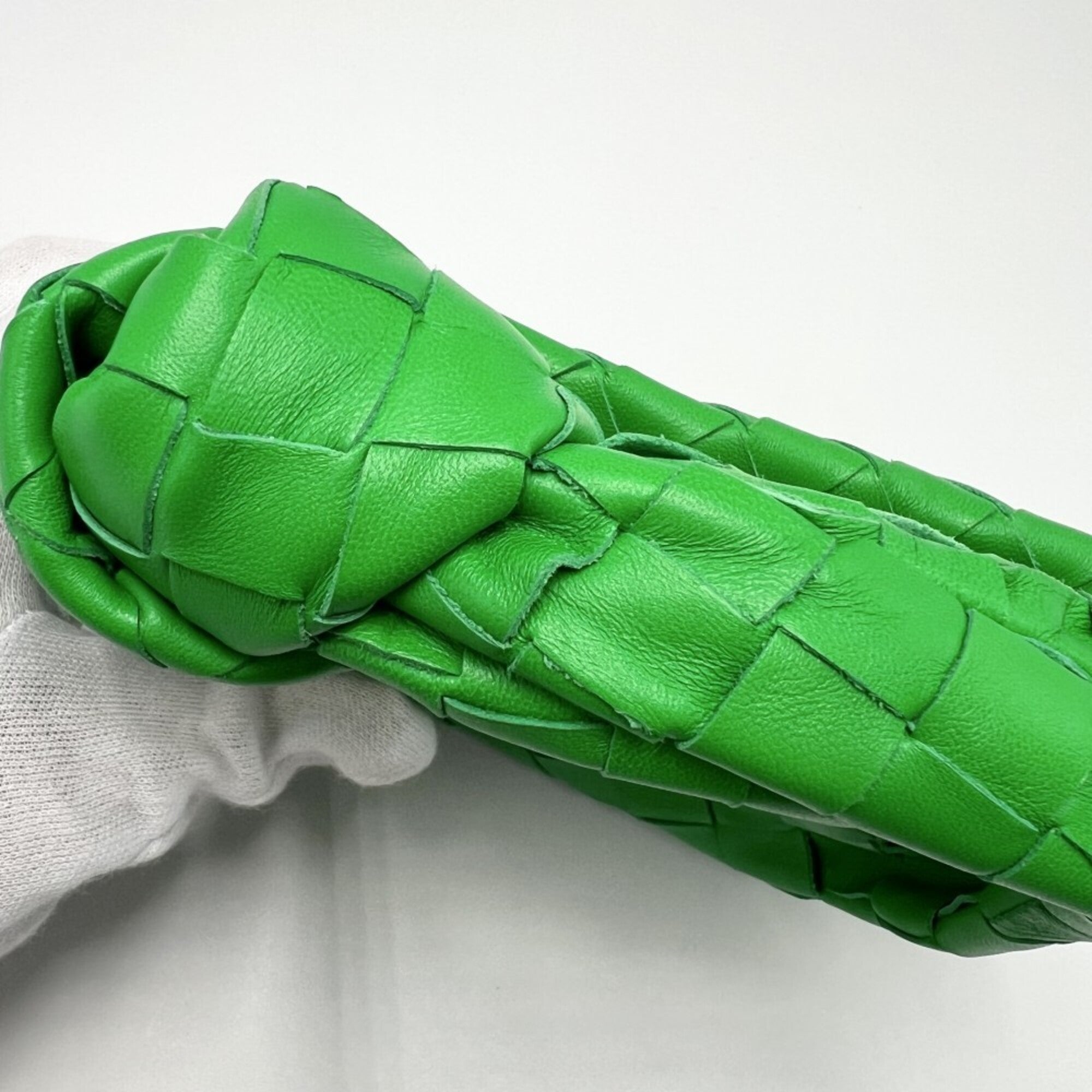 Bottega Veneta Green Leather Handbag (Pre-Owned)