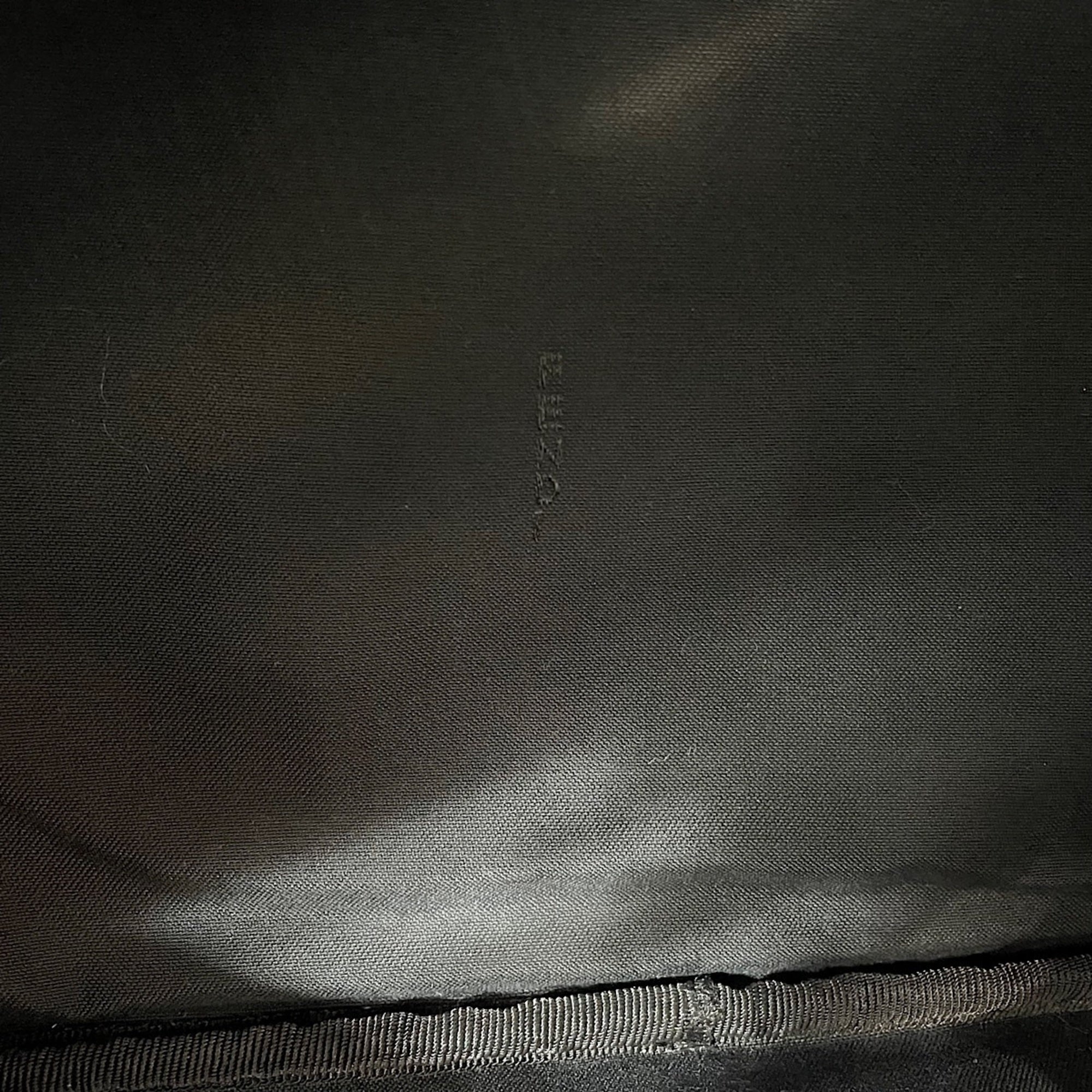 Fendi Black Canvas Shoulder Bag (Pre-Owned)
