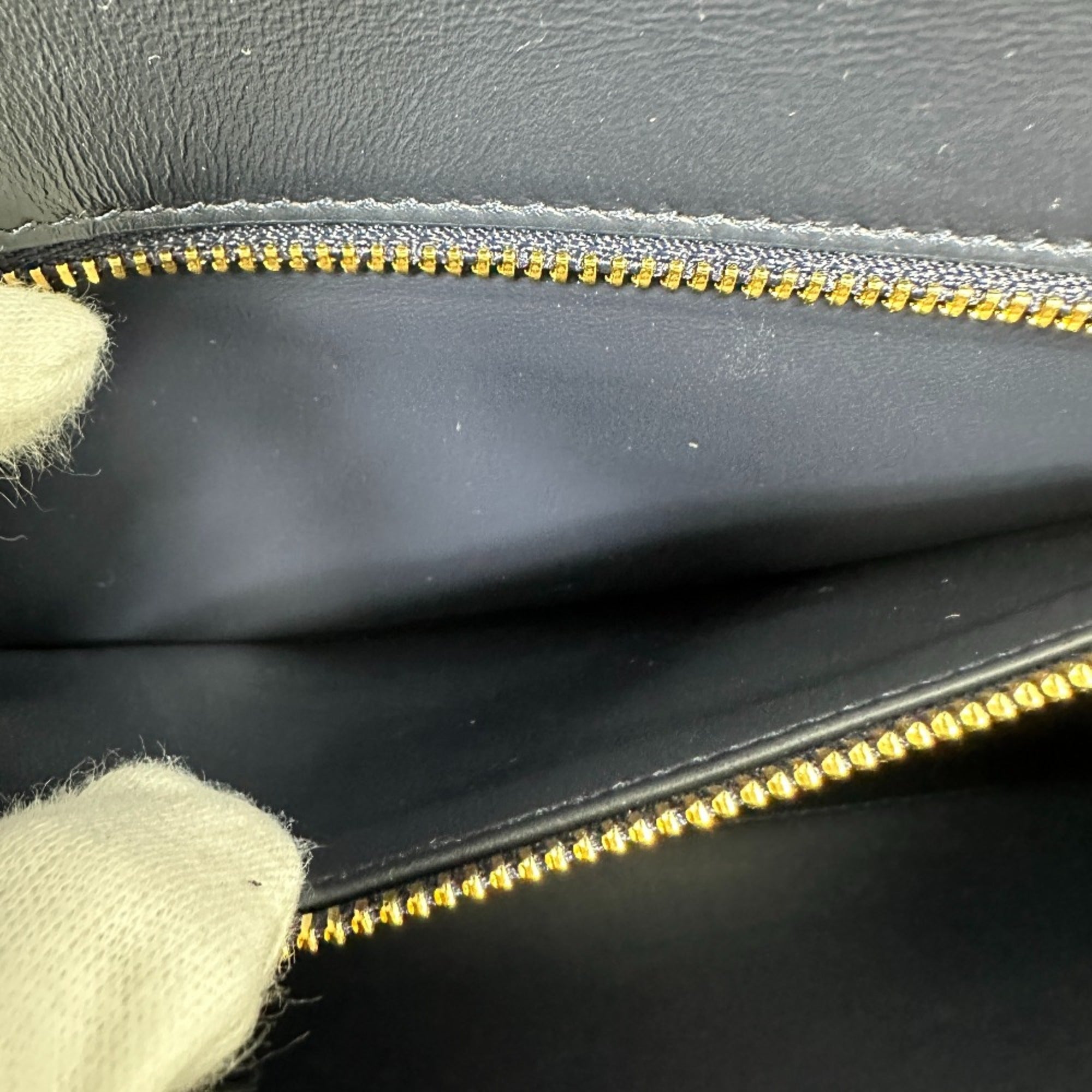 Christian Dior Black Leather Shoulder Bag (Pre-Owned)