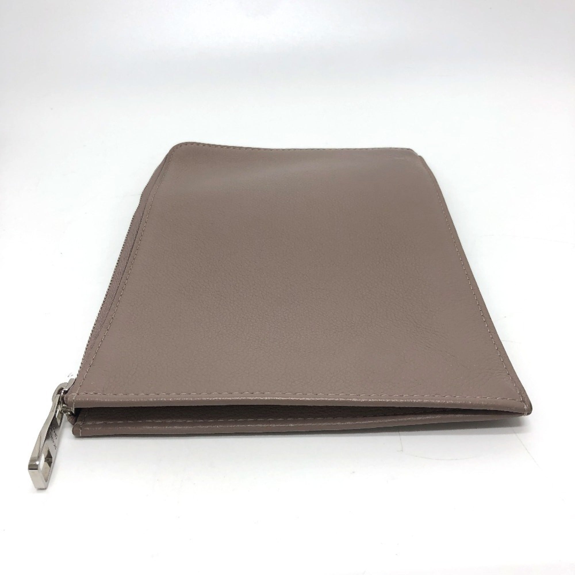 Louis Vuitton Beige Taupe Leather Clutch Bag Pochette (Pre-Owned)