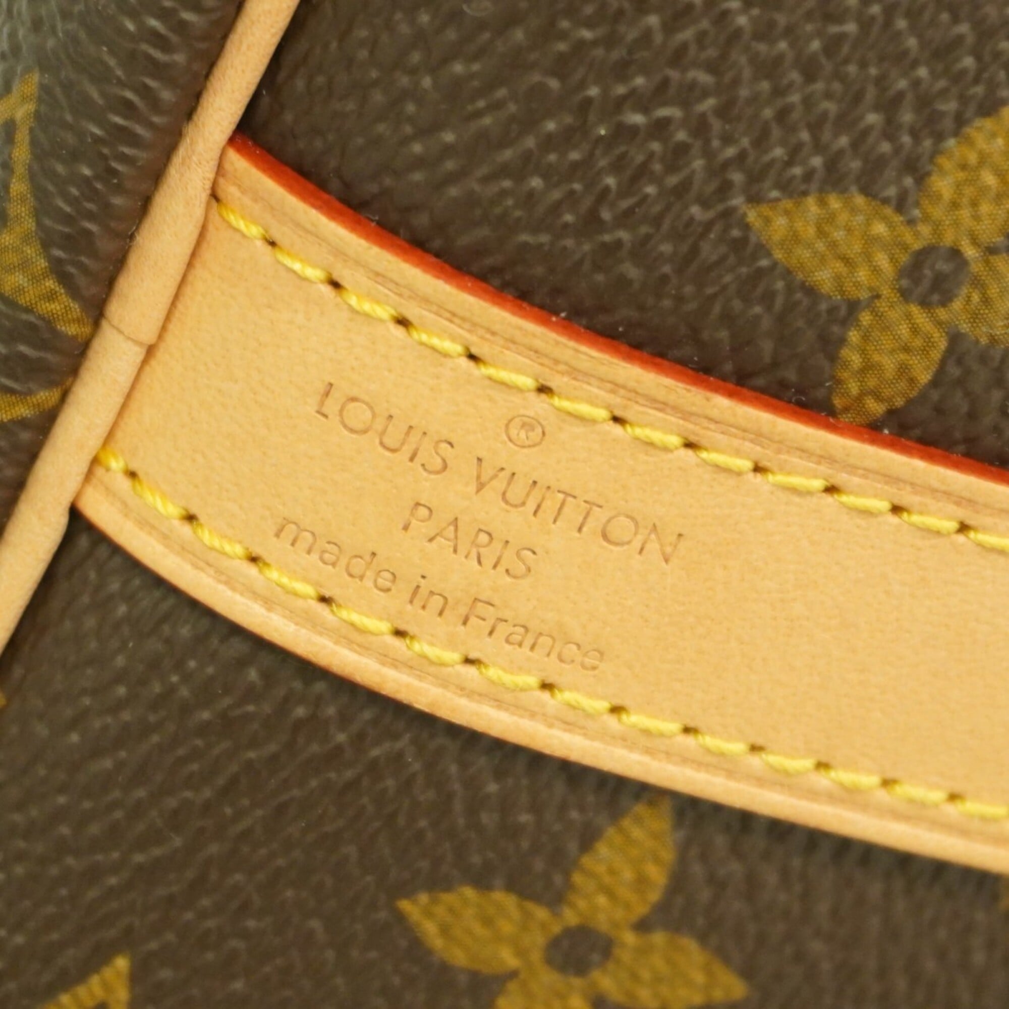 Louis Vuitton Brown Handbag (Pre-Owned)