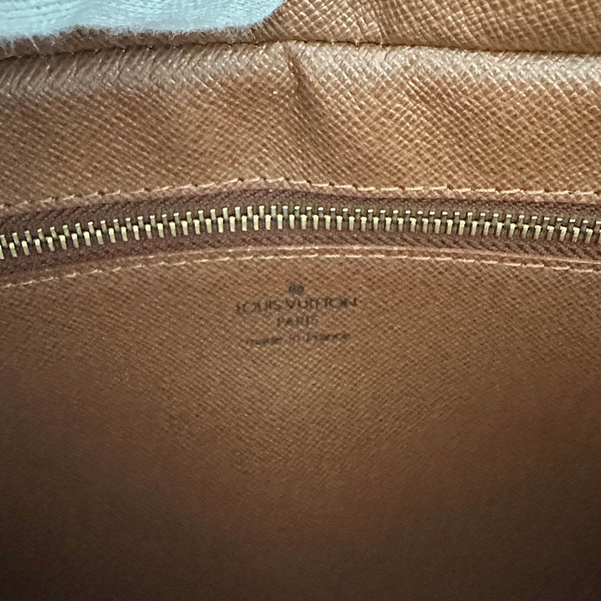 Louis Vuitton Brown Monogram Canvas Handbag Shoulder Bag (Pre-Owned)