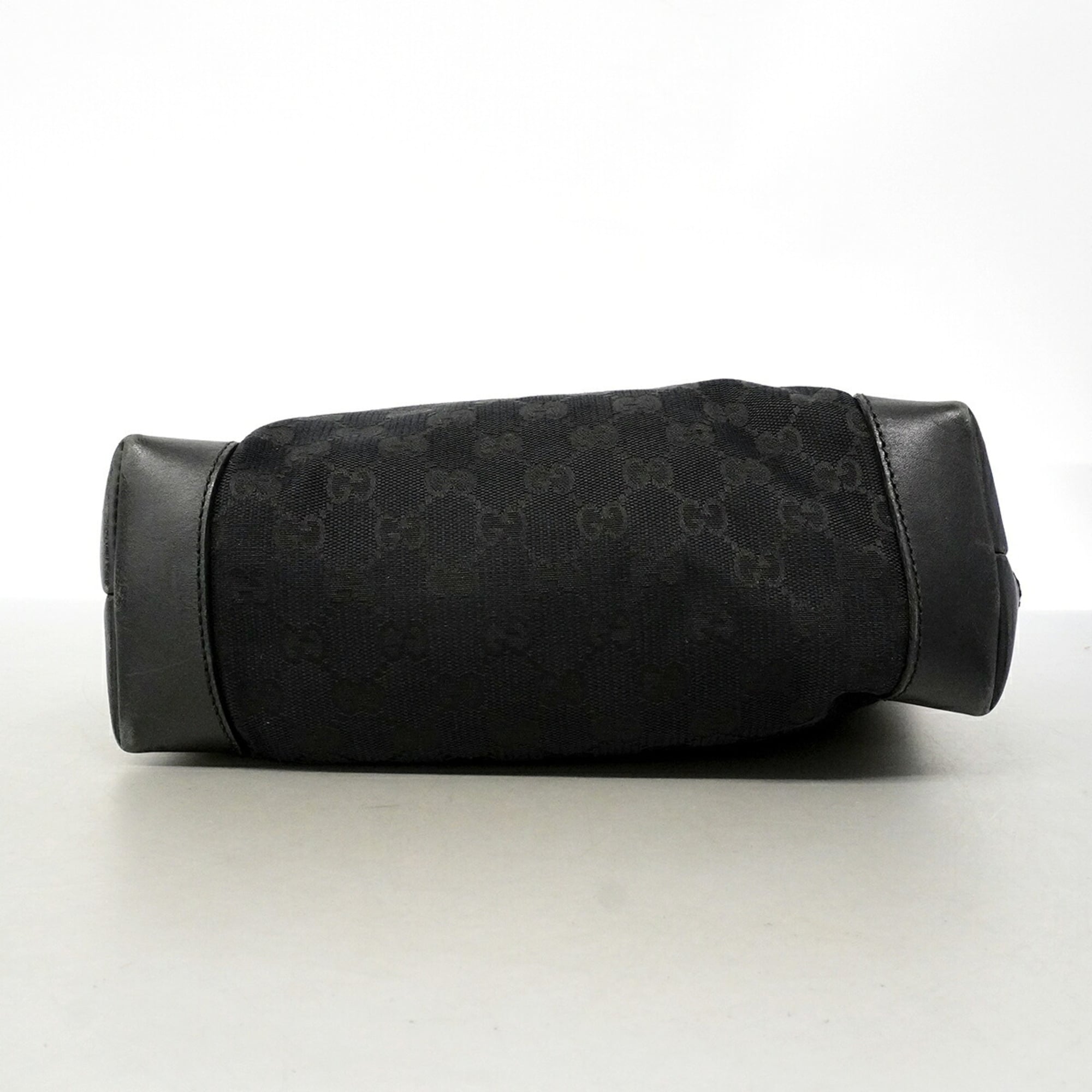 Gucci Black Canvas Shoulder Bag (Pre-Owned)