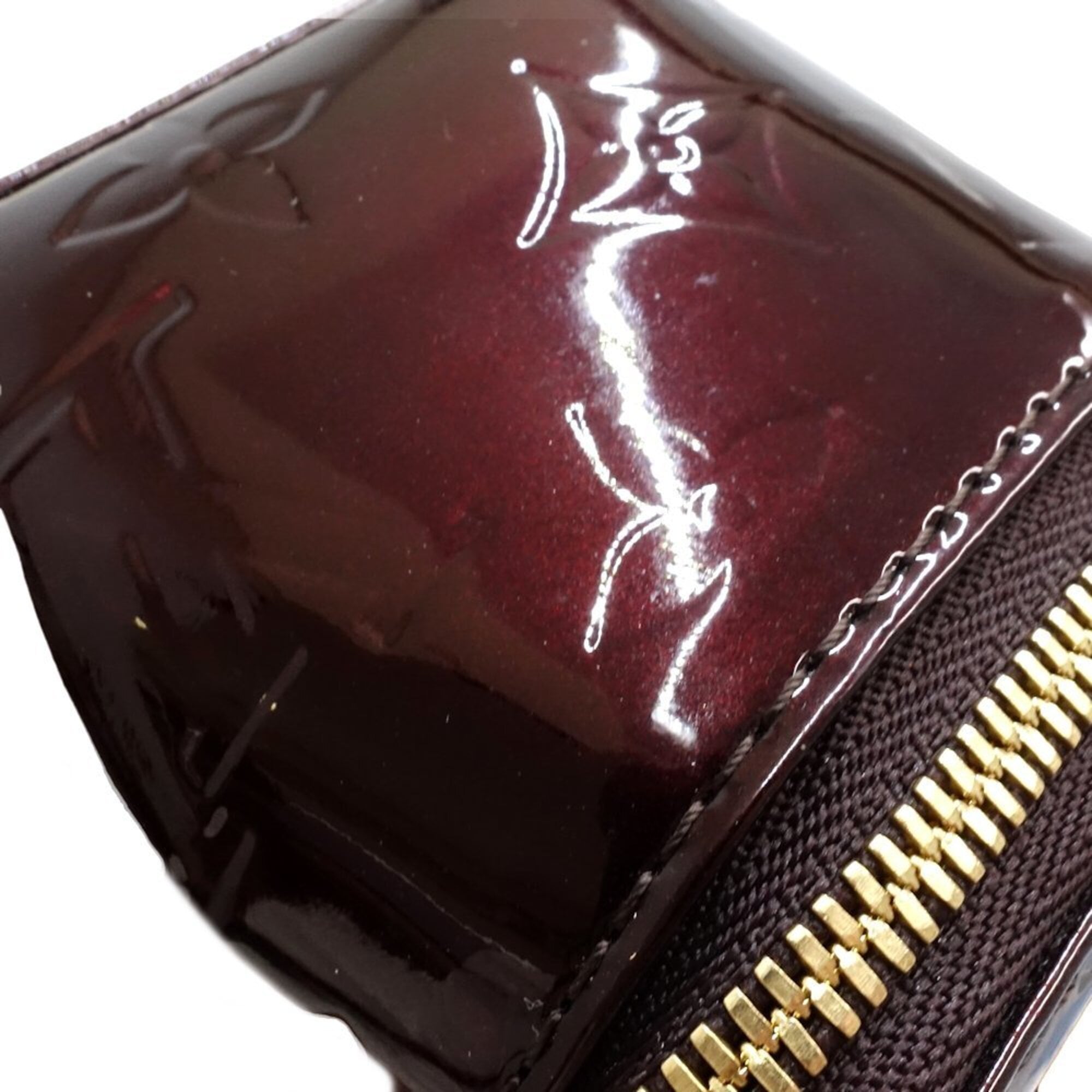 Louis Vuitton Amarante Monogram Vernis Pouch (Pre-Owned)