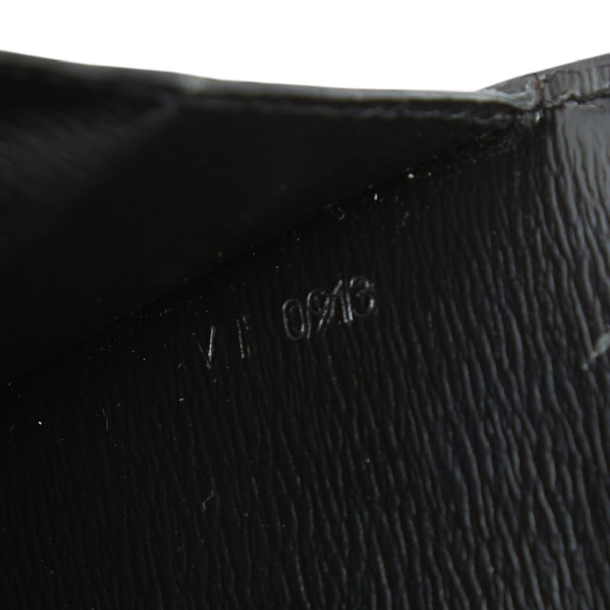 Louis Vuitton Black Noir Leather Shoulder Bag (Pre-Owned)