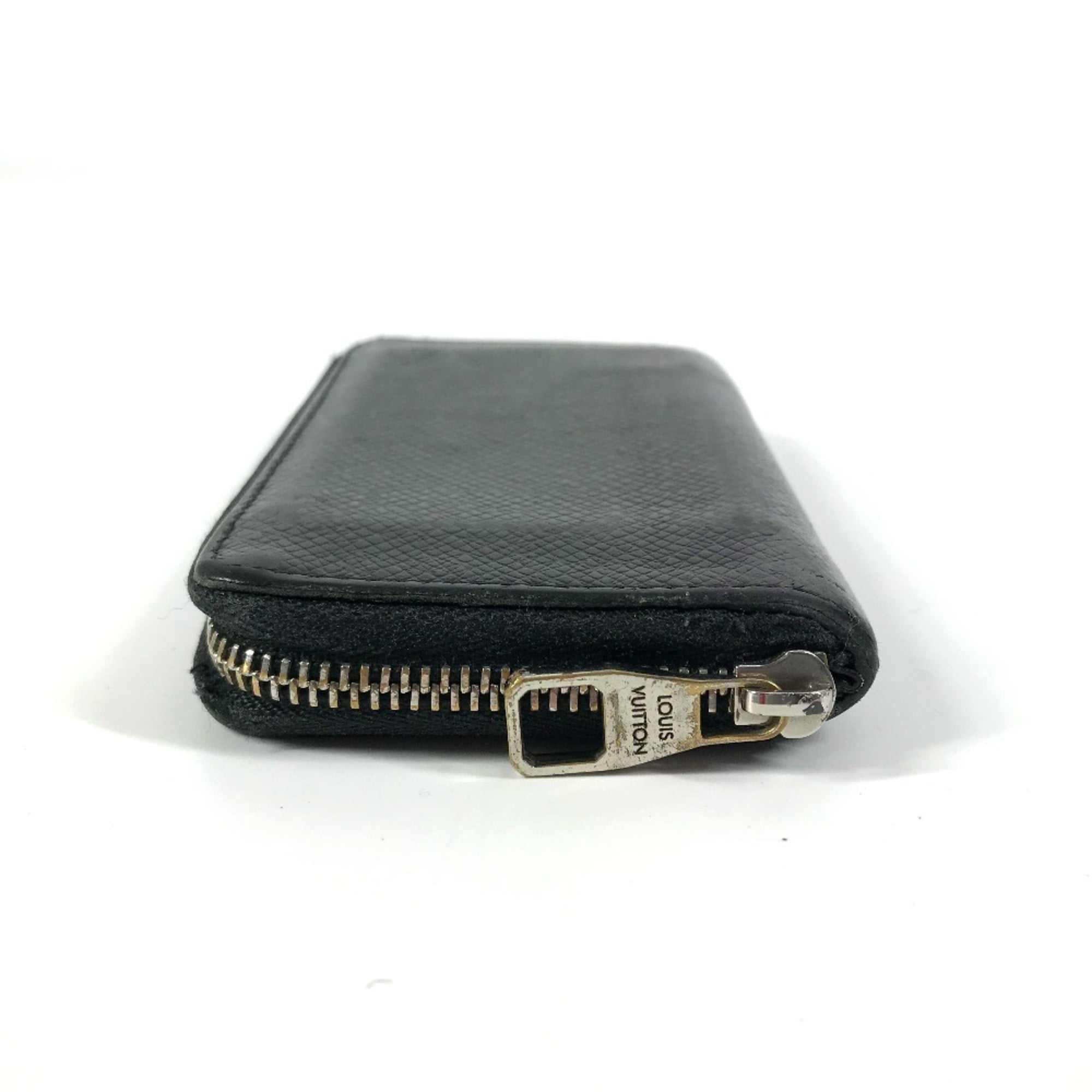 Louis Vuitton Taiga Ardoise Black Taiga Leather Coin Purse/Coin Case (Pre-Owned)