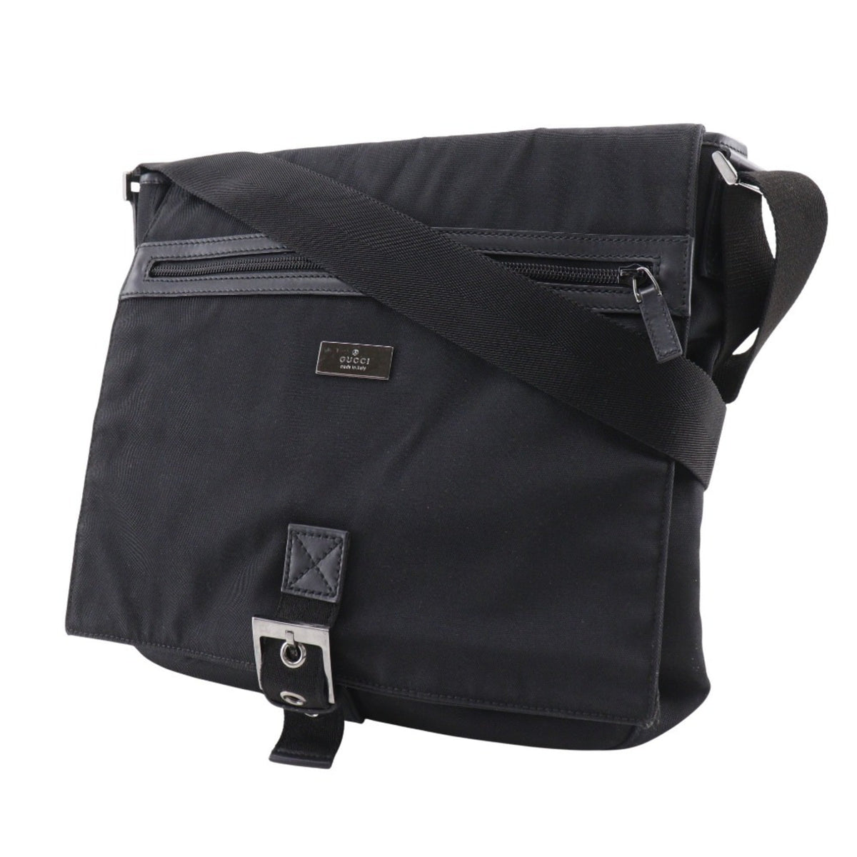 Gucci Black Nylon Canvas Shoulder Bag (Pre-Owned)