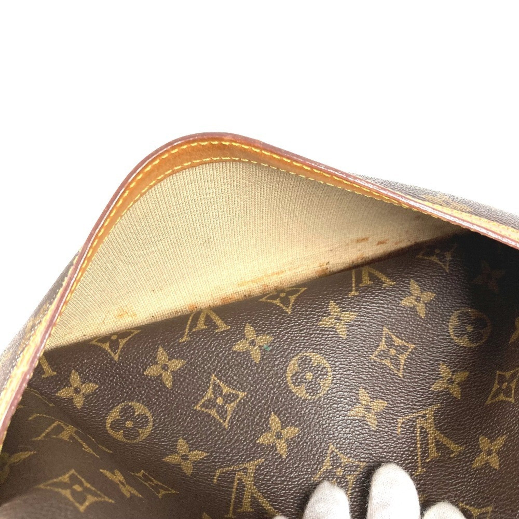Louis Vuitton Brown Monogram Canvas Shoulder Bag (Pre-Owned)