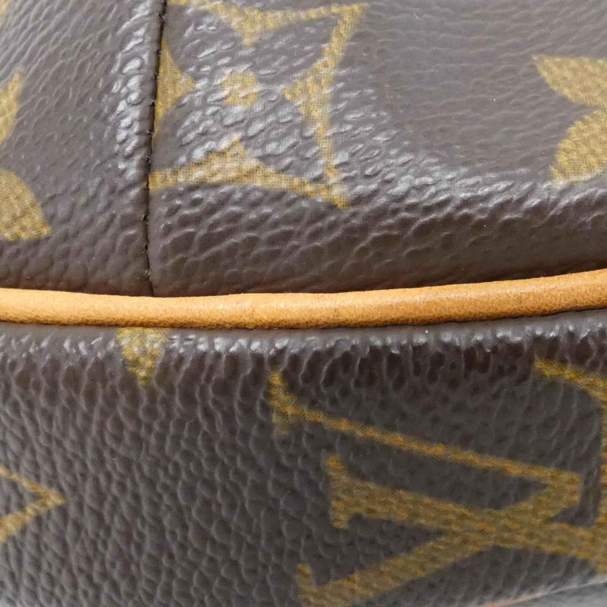 Louis Vuitton Marron Coated Canvas Shoulder Bag (Pre-Owned)