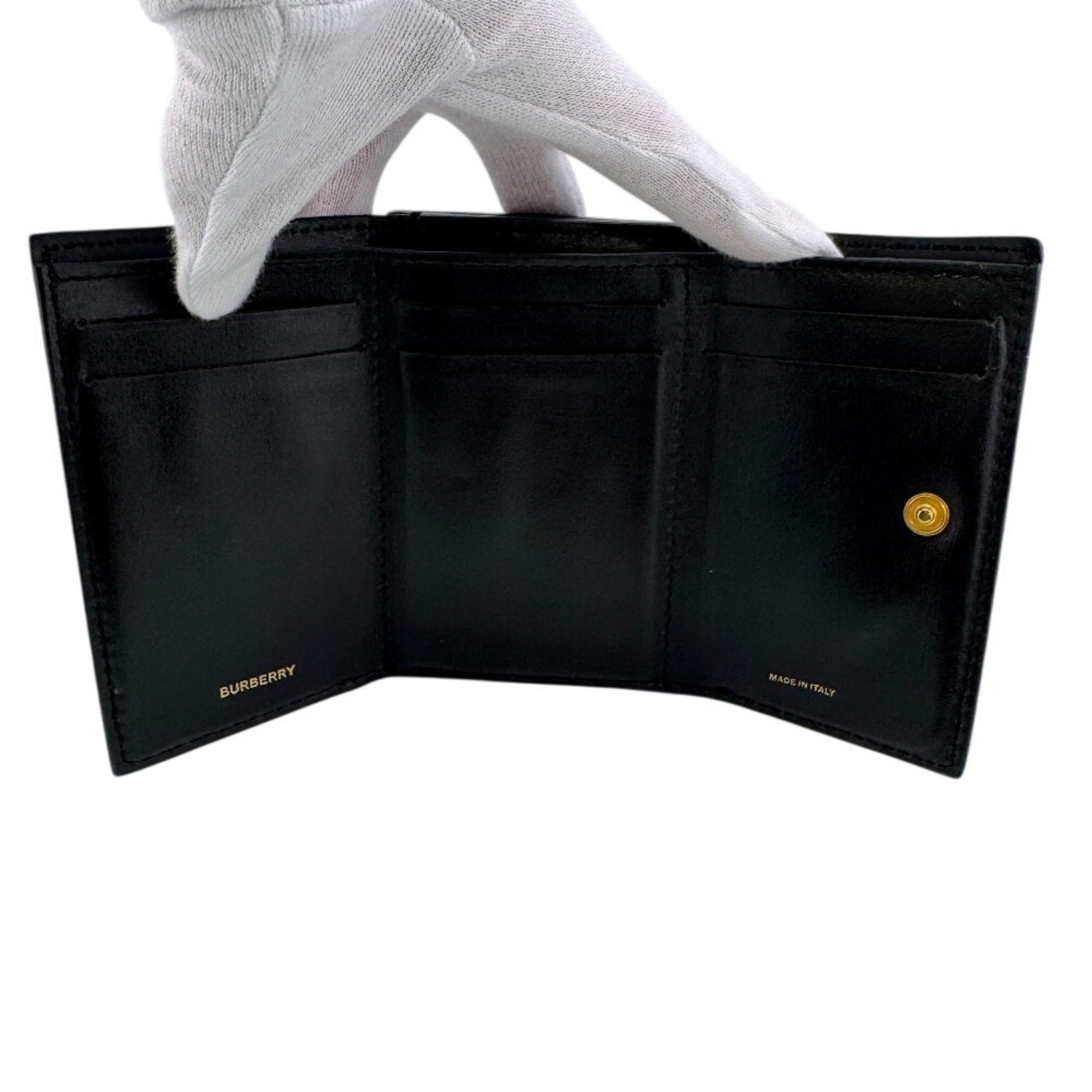Burberry Black Leather Wallet (Tri-Fold) (Pre-Owned)