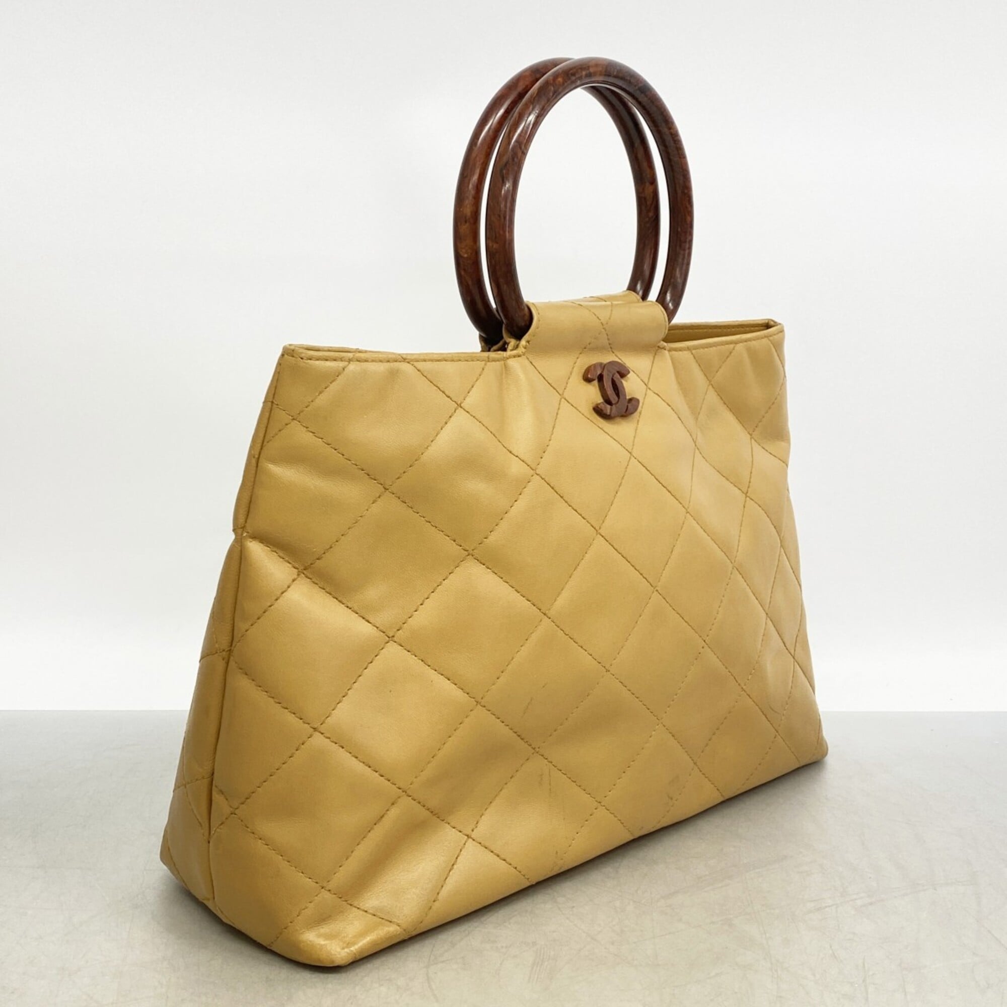 Chanel Brown Leather Handbag (Pre-Owned)