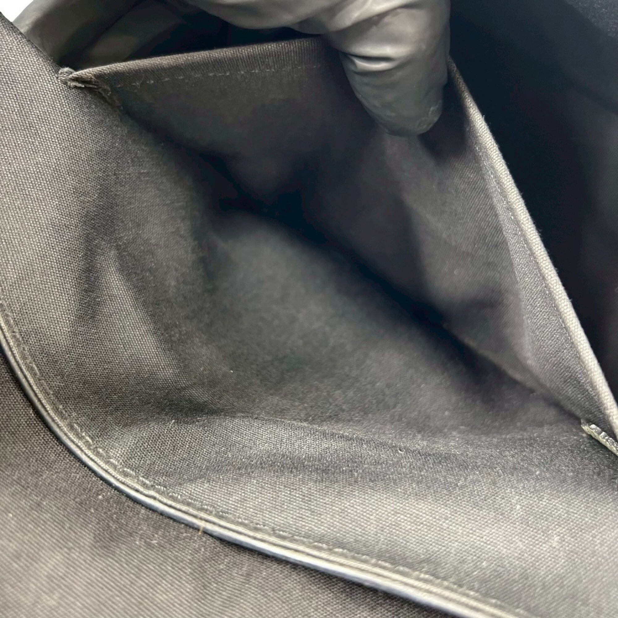 Louis Vuitton Black Epi Leather Boston Bag Handbag (Pre-Owned)
