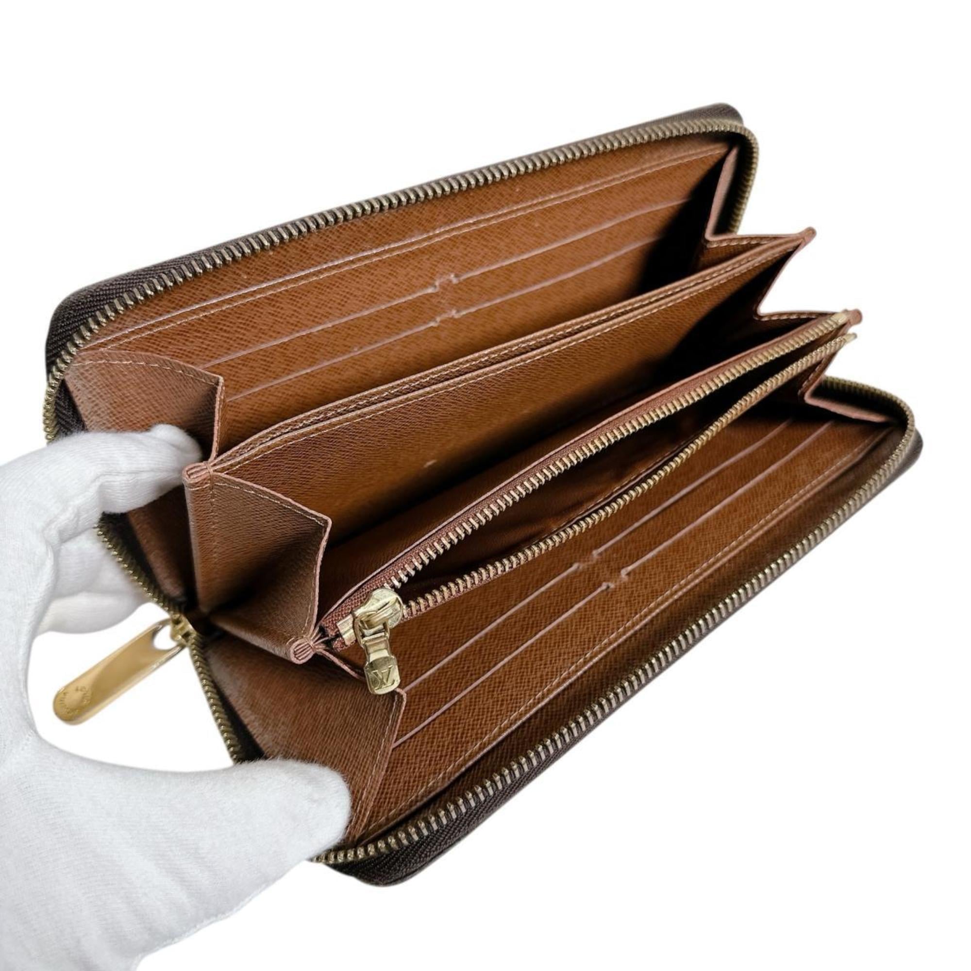 Louis Vuitton Brown Monogram Long Wallet (Bi-Fold) (Pre-Owned)