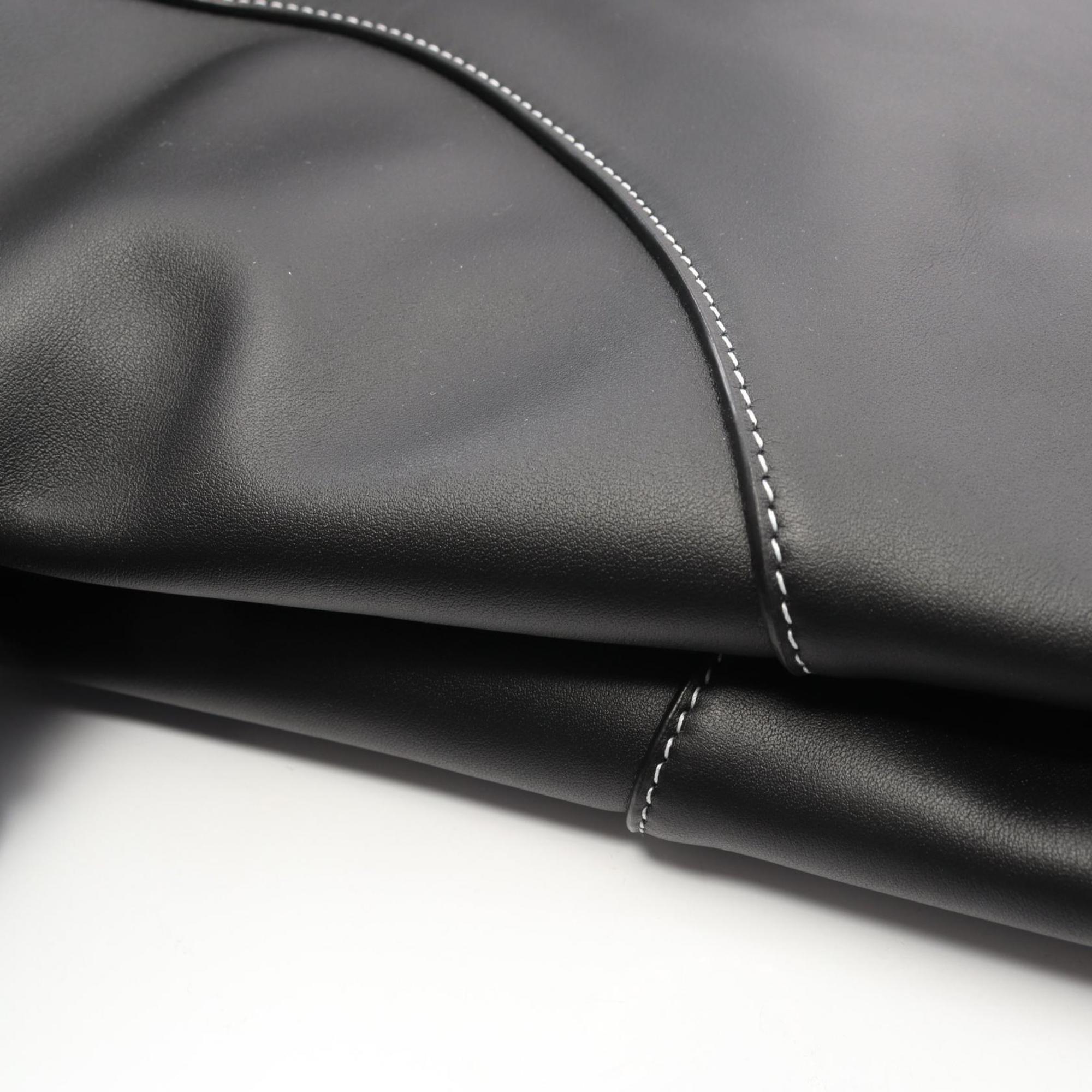 Salvatore Ferragamo Black Leather Handbag Pouch Tote Bag (Pre-Owned)