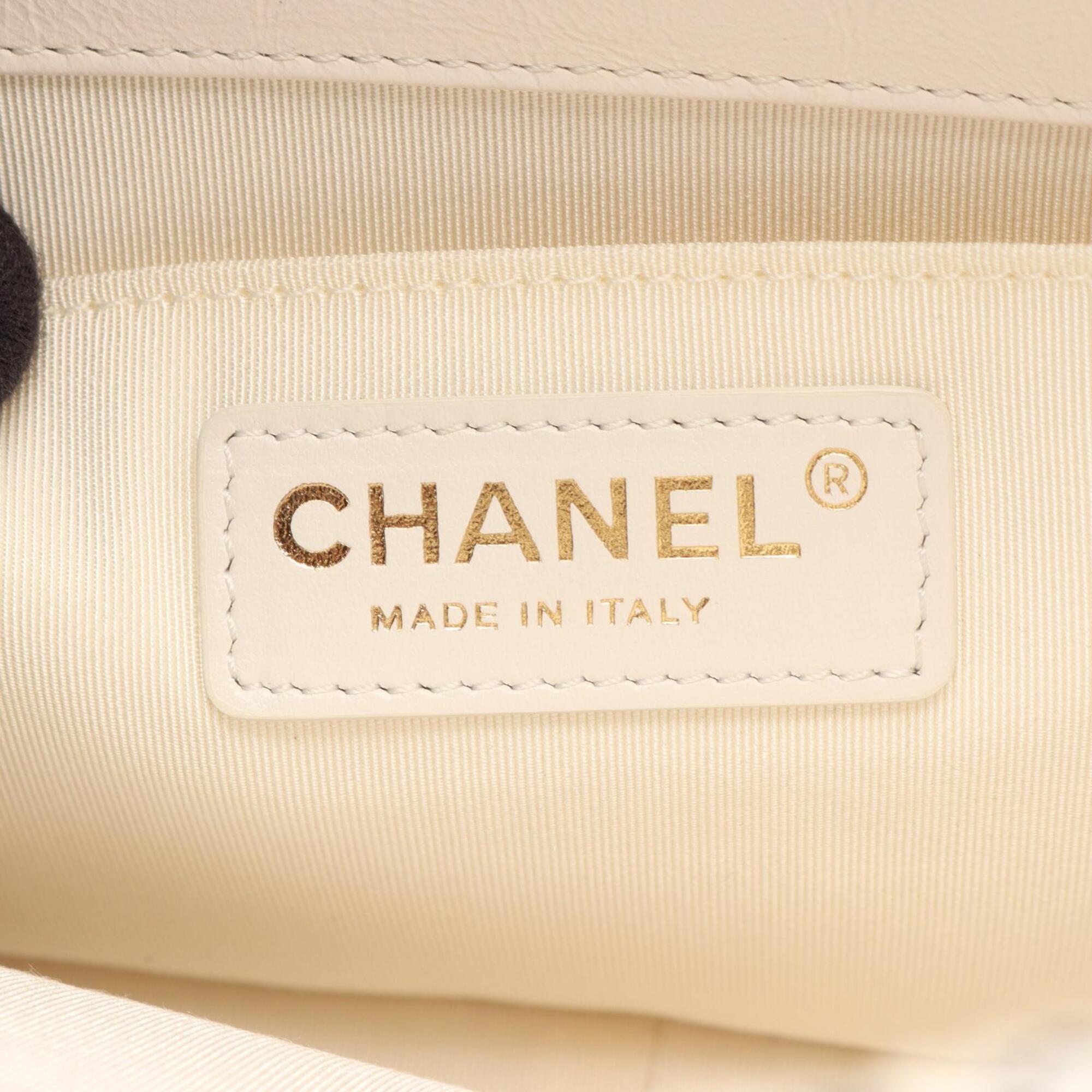 Chanel Black White Leather Handbag Shoulder Bag (Pre-Owned)