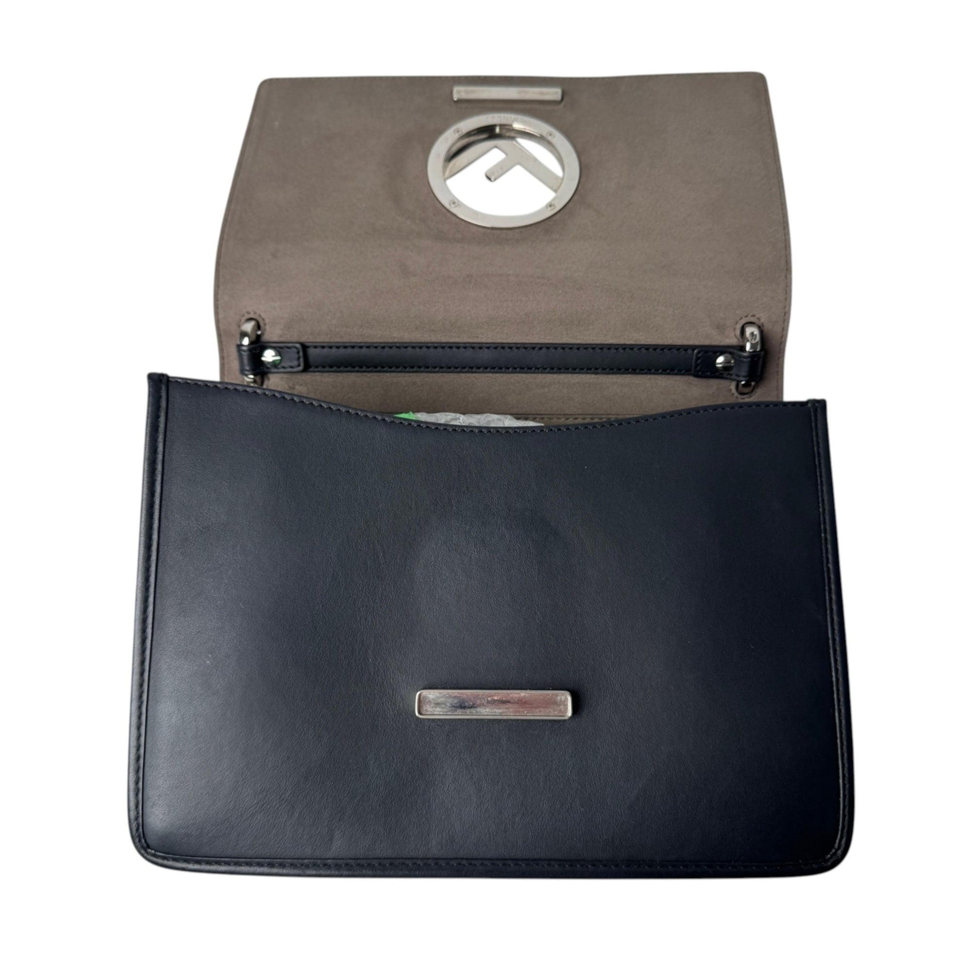 Fendi Black Leather Shoulder Bag (Pre-Owned)