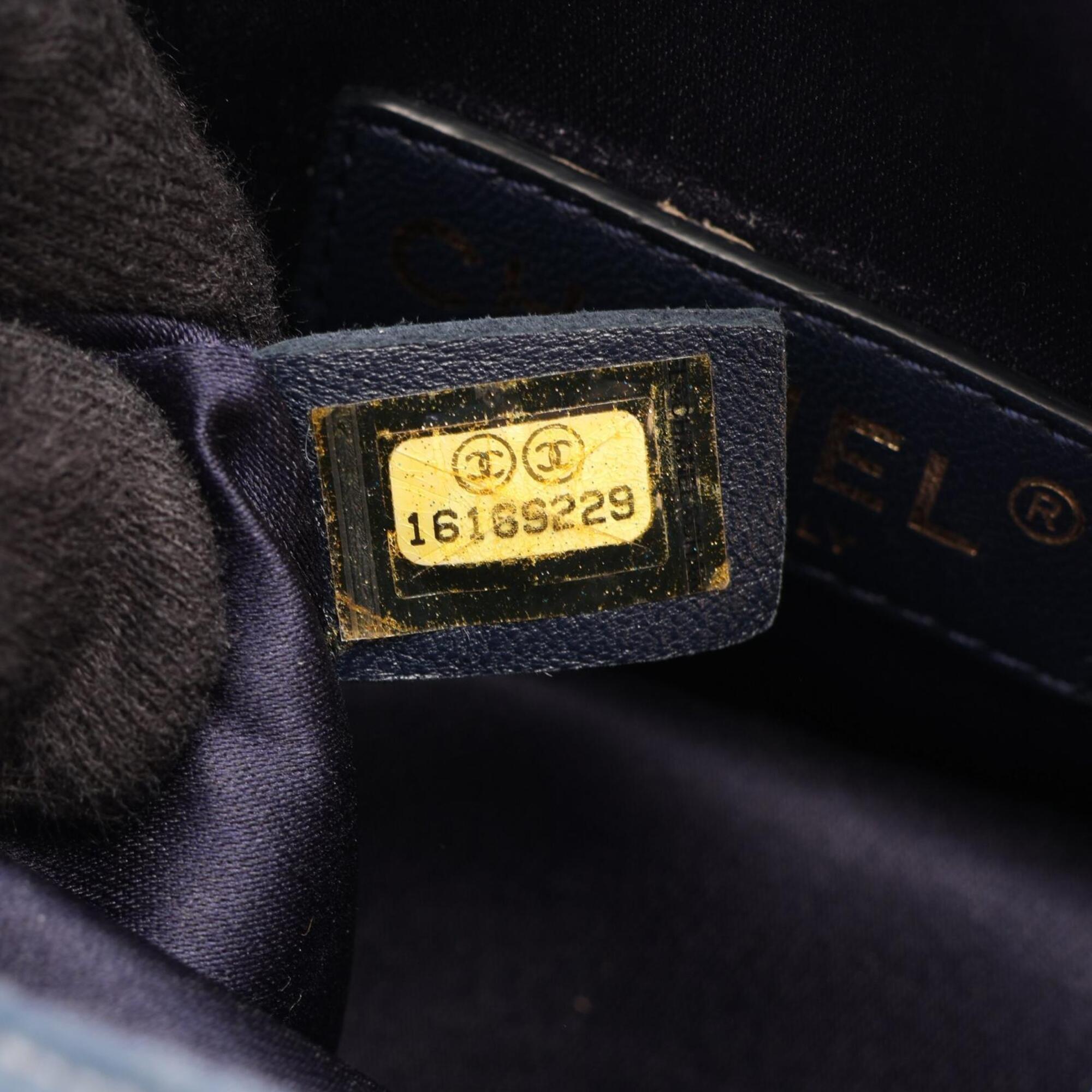 Chanel Blue Leather Handbag Shoulder Bag (Pre-Owned)