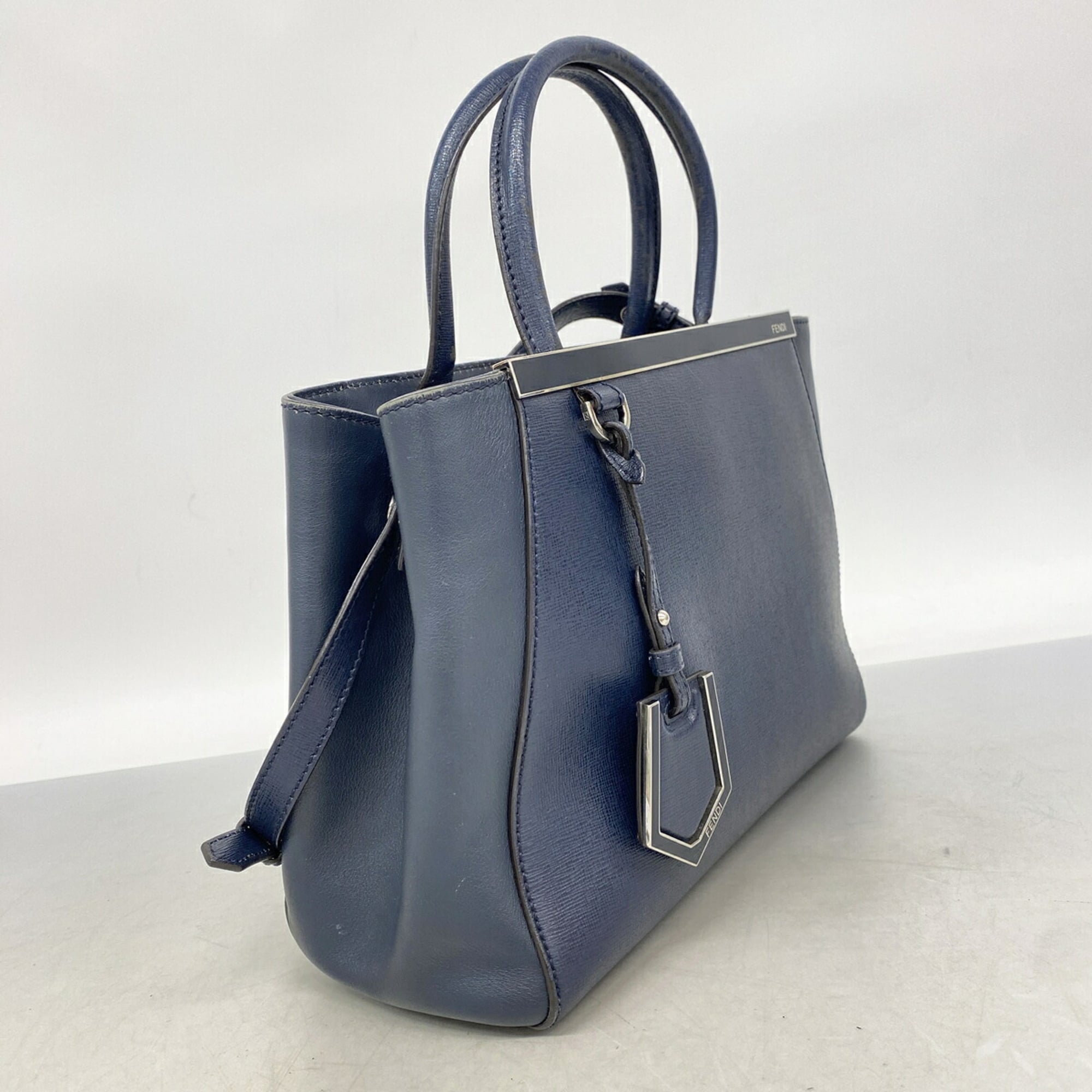 Fendi Navy Leather Handbag (Pre-Owned)