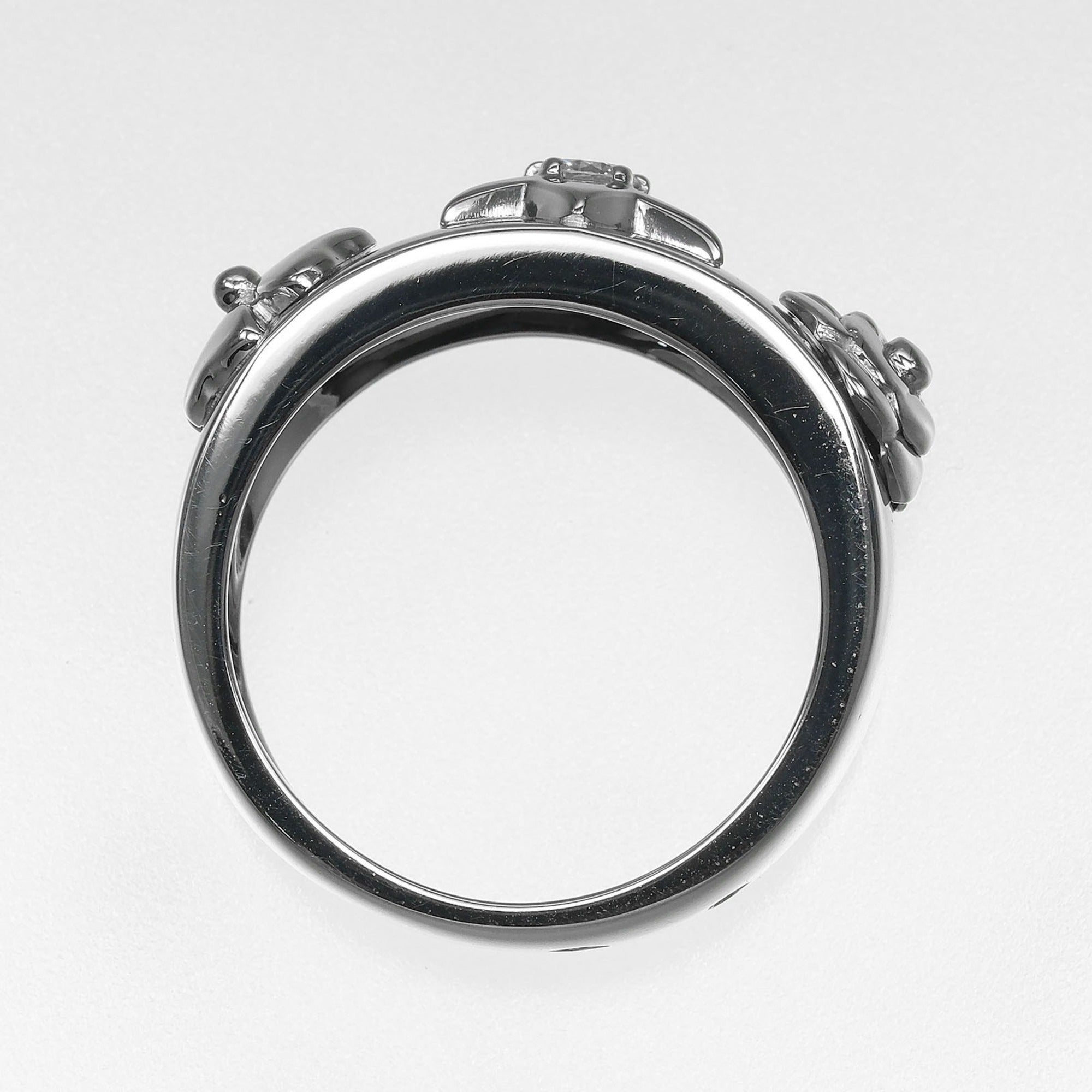 Chanel White Gold (18K) Band Ring (Pre-Owned)