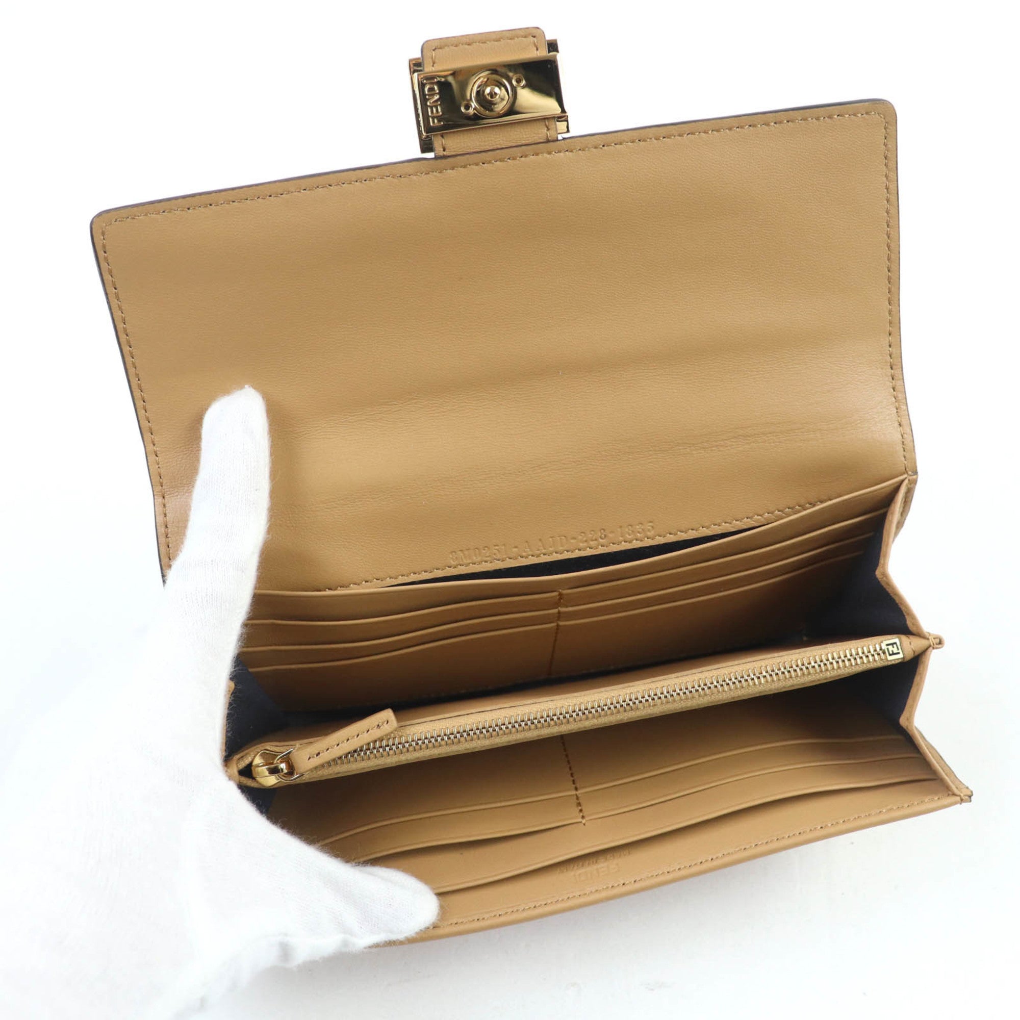 Fendi Brown Leather Long Wallet (Bi-Fold) (Pre-Owned)