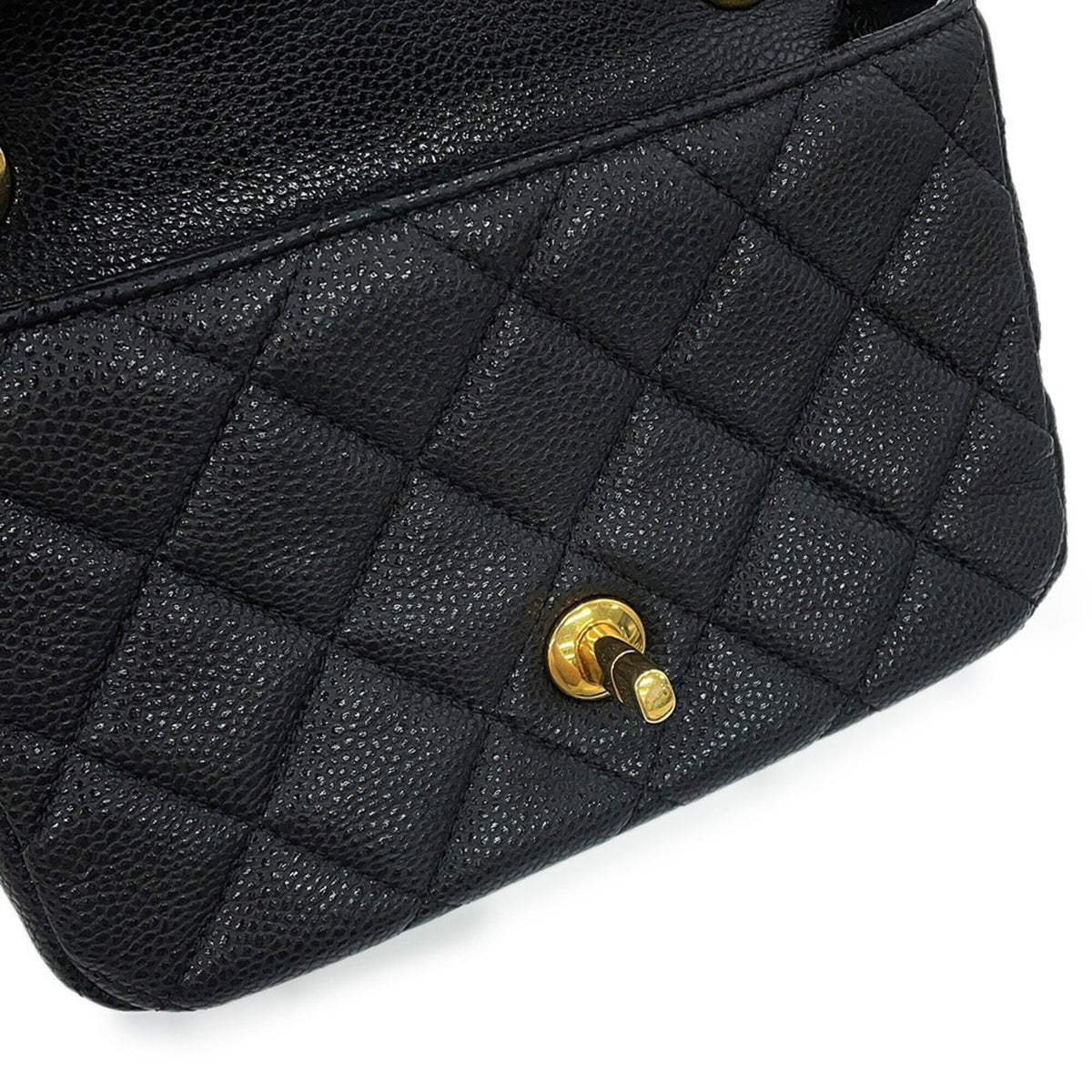Chanel Matelasse Black Grained Calfskin Handbag Shoulder Bag (Pre-Owned)