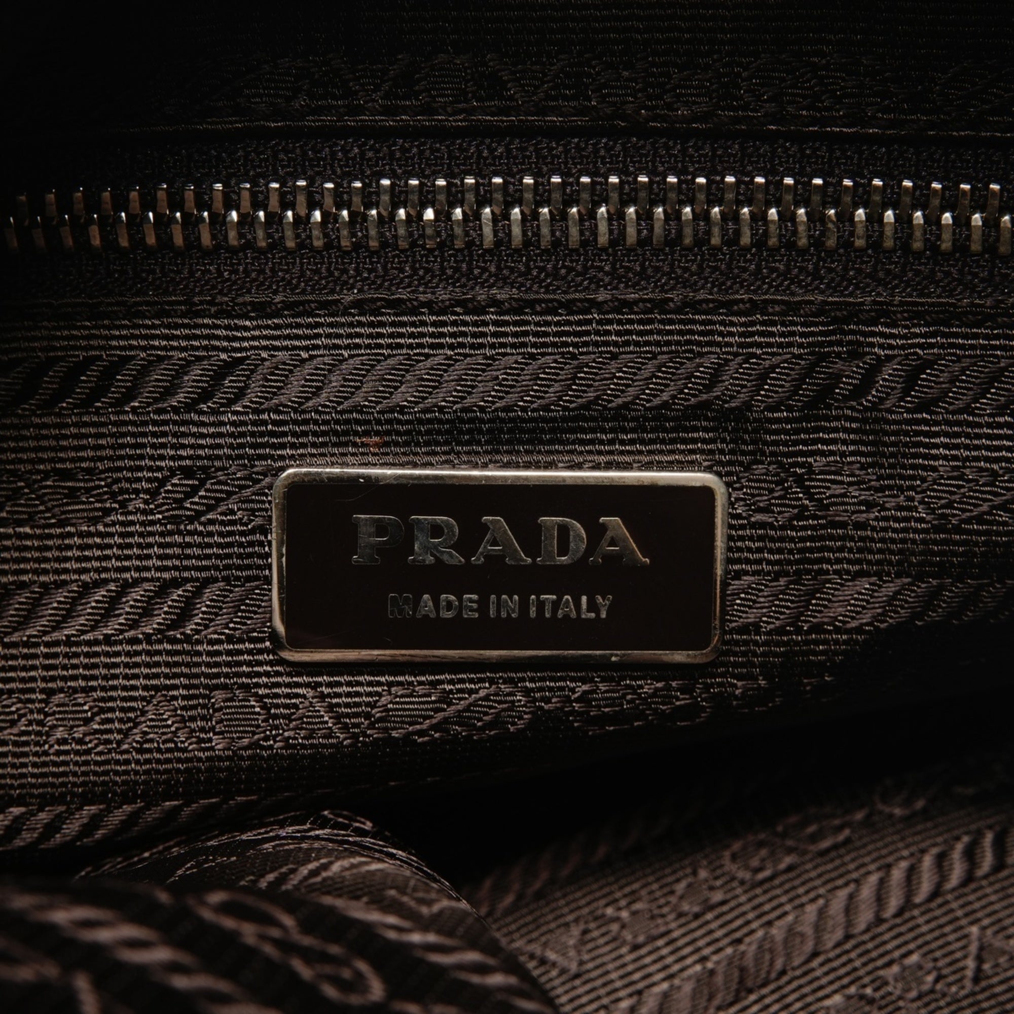 Prada Brown Leather Shoulder Bag (Pre-Owned)