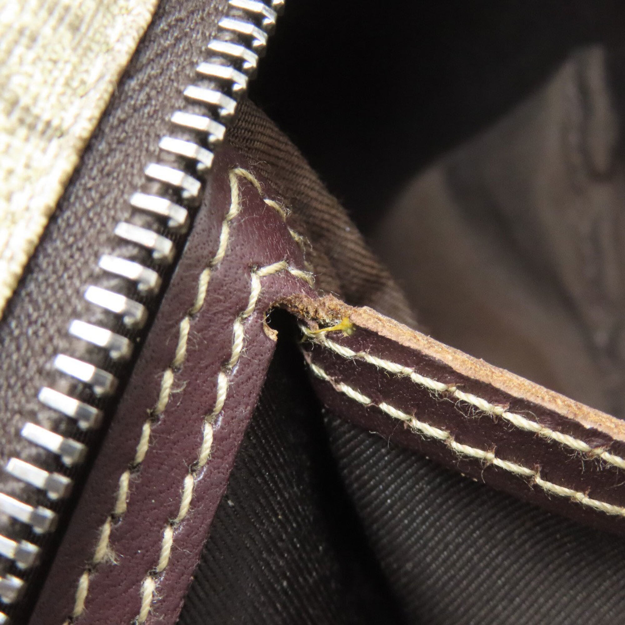 Gucci Brown Pvc Tote Bag (Pre-Owned)
