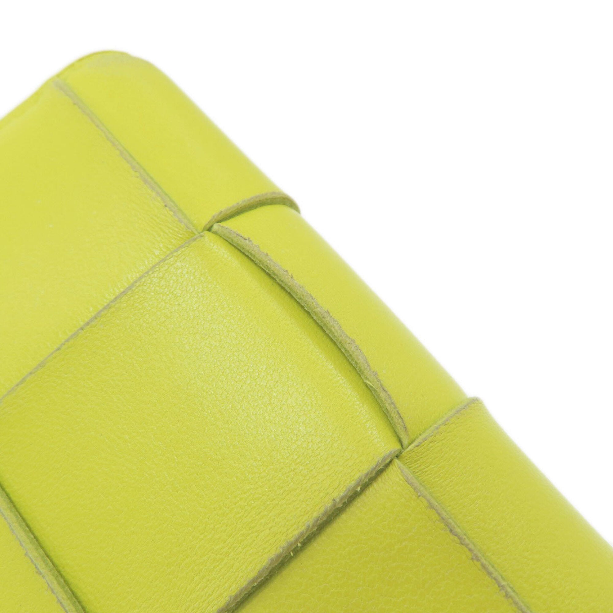 Bottega Veneta Light Green Leather Wallet (Bi-Fold) (Pre-Owned)