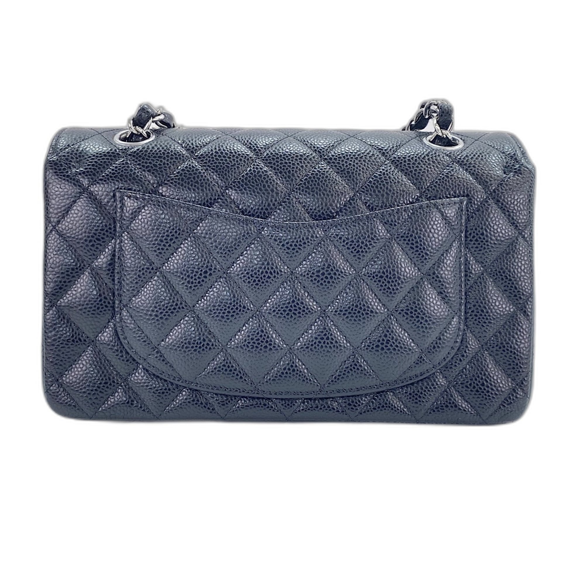 Chanel Matelasse Black Shoulder Bag (Pre-Owned)