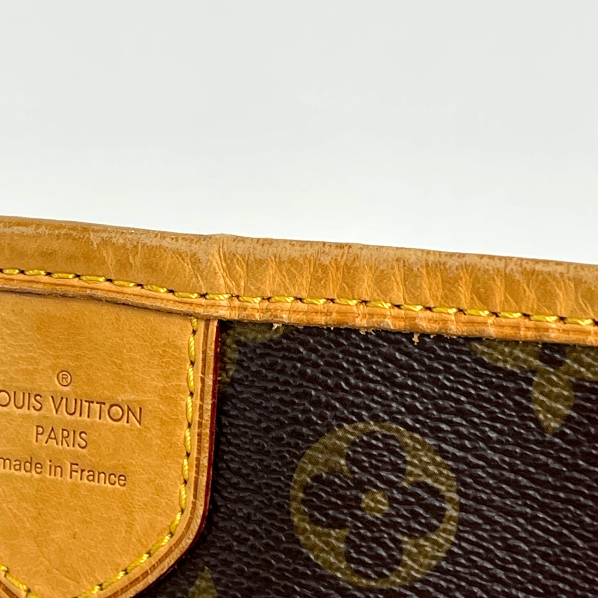 Louis Vuitton Brown Monogram Shoulder Bag (Pre-Owned)