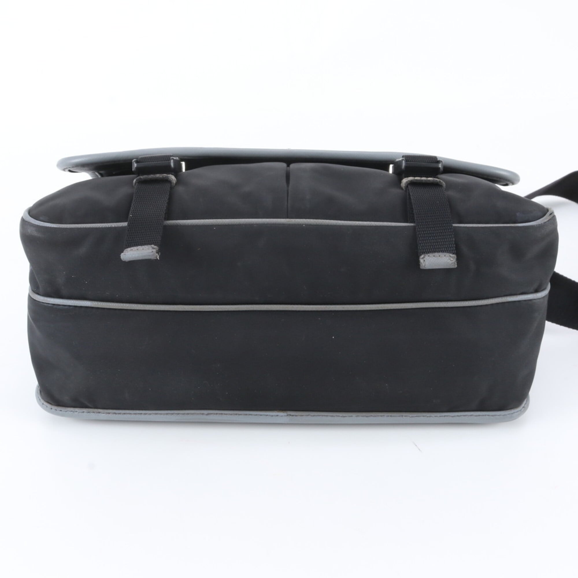 Prada Black Navy Nylon Leather Pouch Shoulder Bag (Pre-Owned)