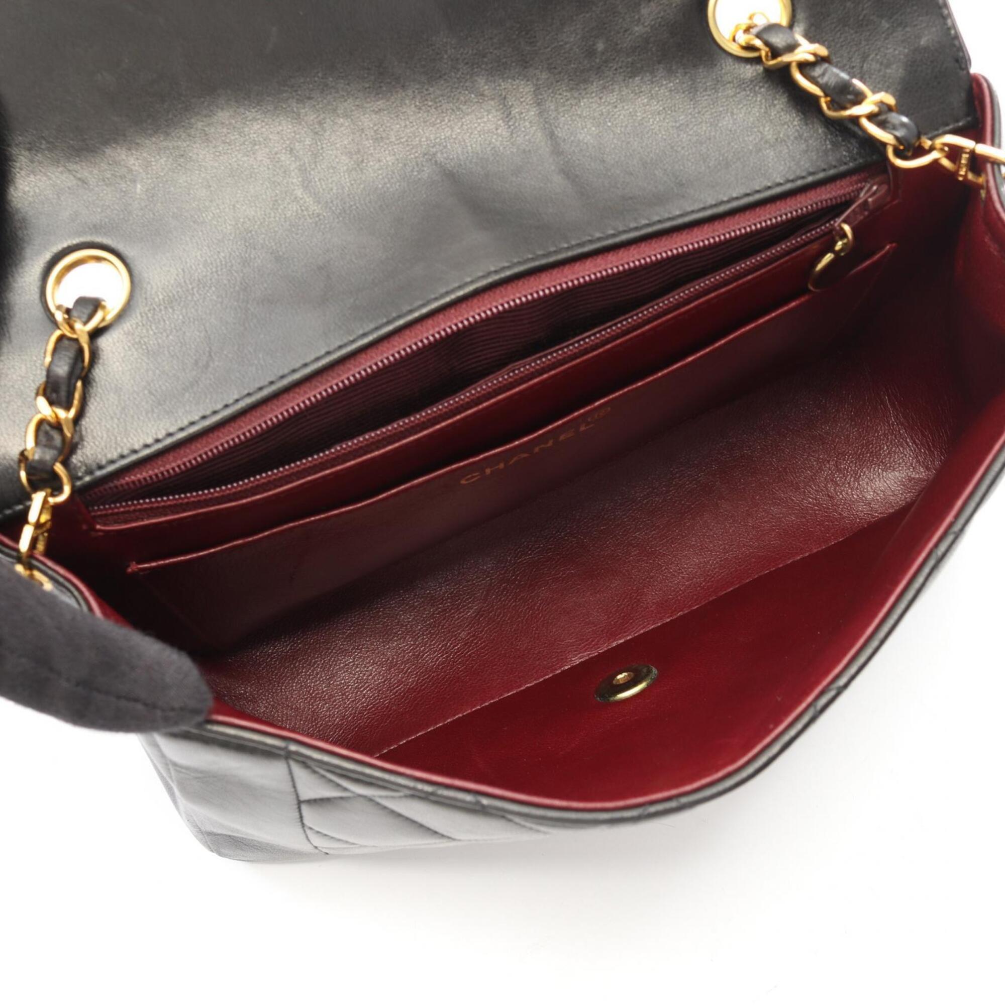 Chanel Black Leather Handbag Shoulder Bag (Pre-Owned)