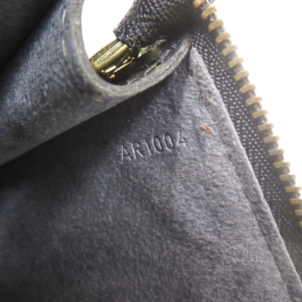 Louis Vuitton Noir Epi Leather Handbag Pochette Pouch (Pre-Owned)