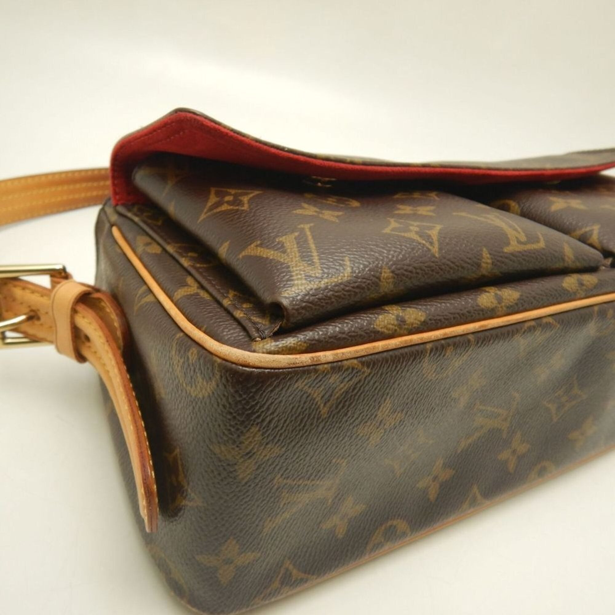 Louis Vuitton Monogram Brown Monogram Shoulder Bag (Pre-Owned)