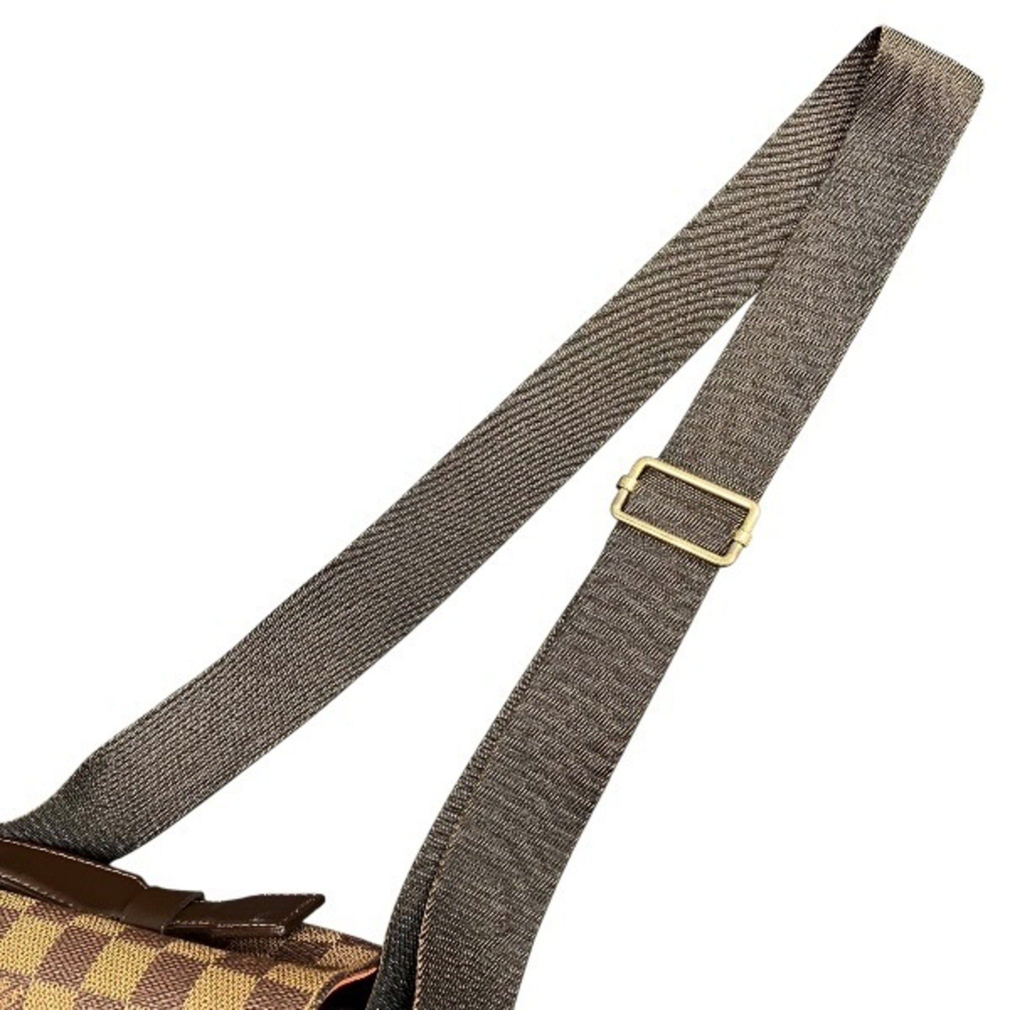 Louis Vuitton Brown Handbag Shoulder Bag (Pre-Owned)