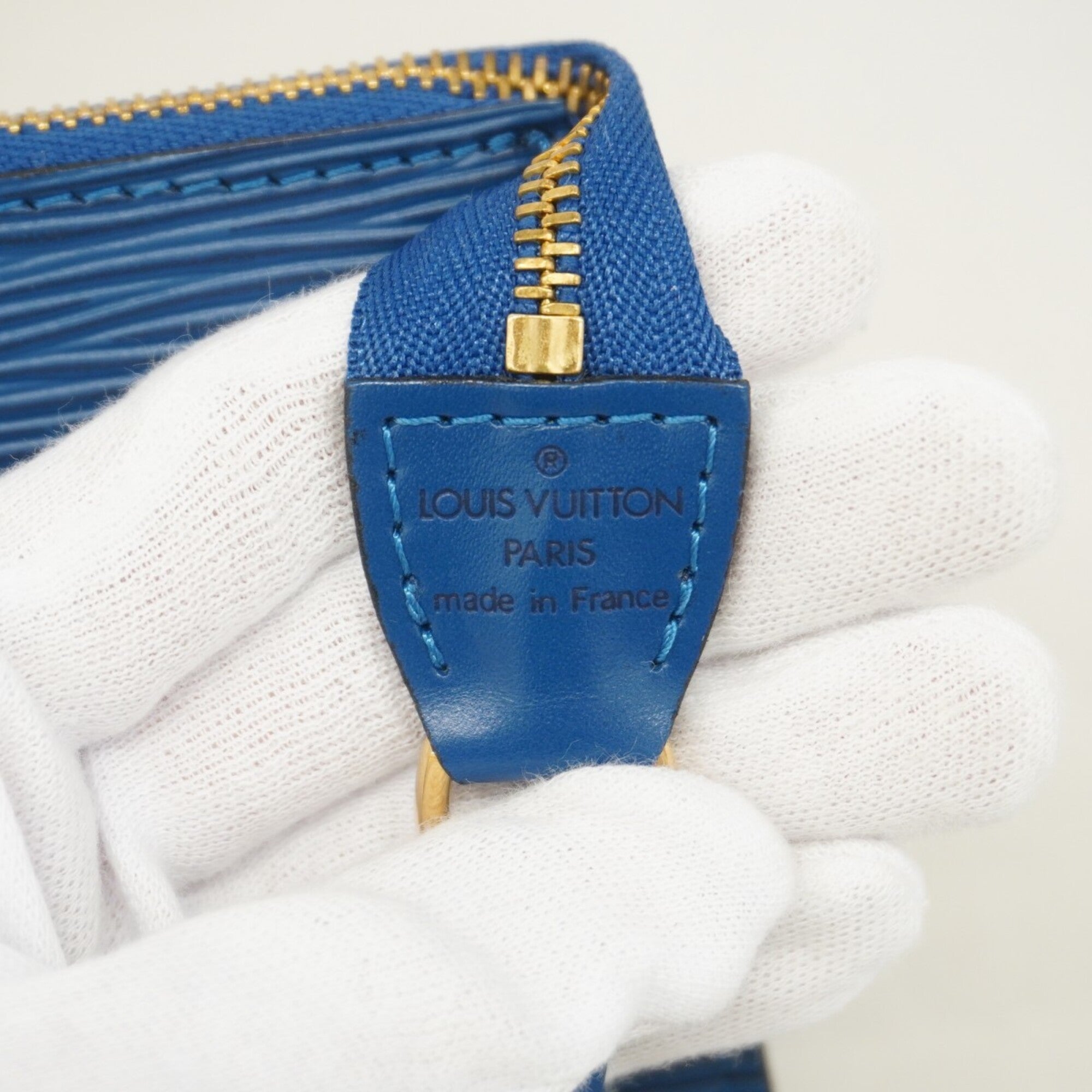 Louis Vuitton Toledo Blue Pouch (Pre-Owned)