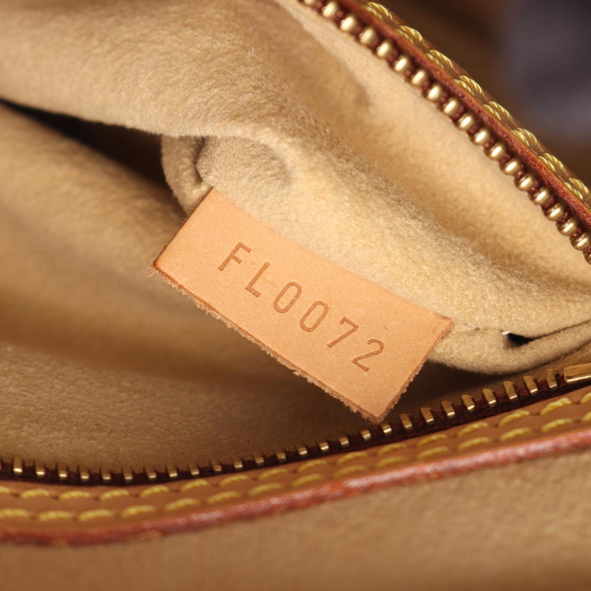 Louis Vuitton Brown Pvc Leather Handbag Shoulder Bag (Pre-Owned)