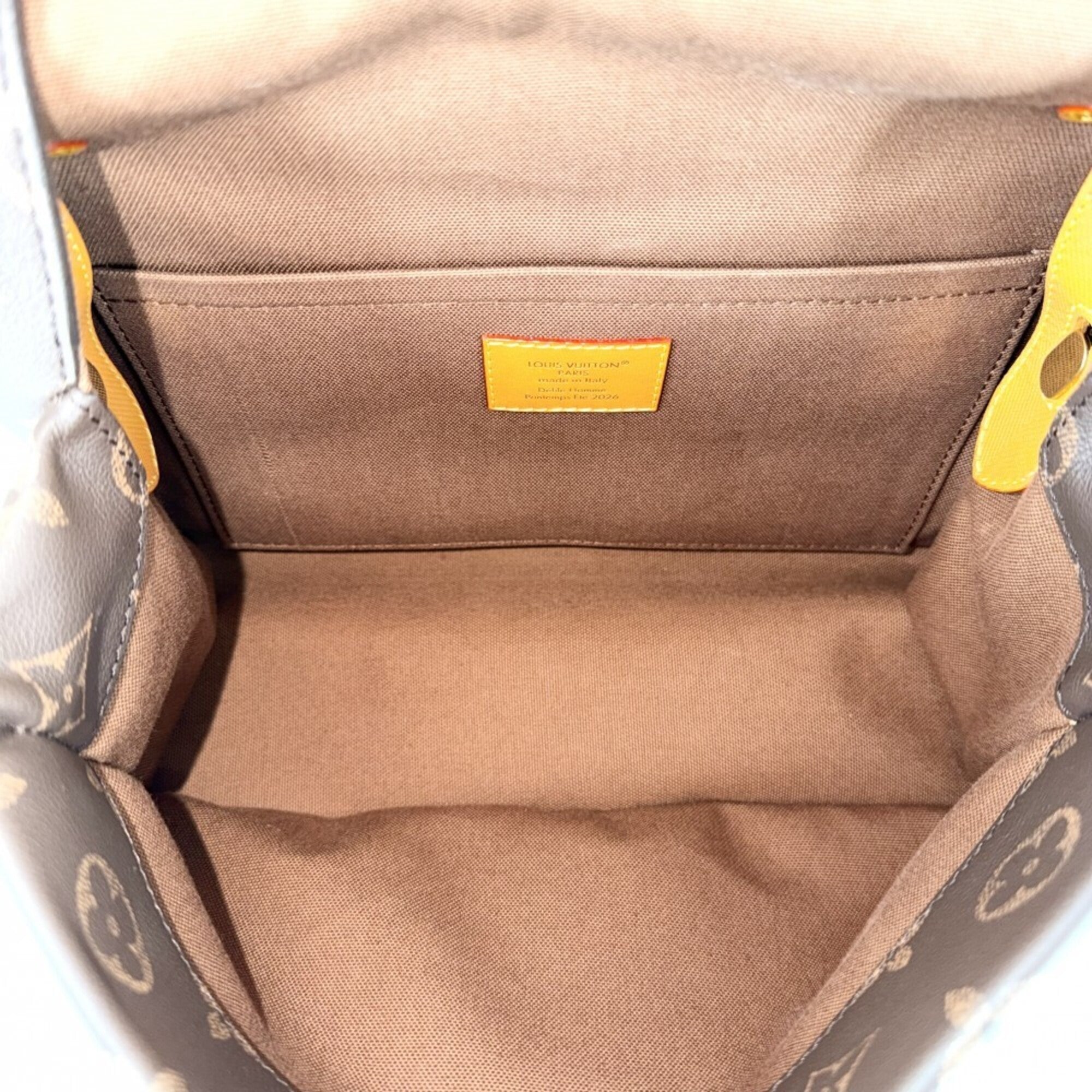 Louis Vuitton Brown Monogram Canvas Shoulder Bag (Pre-Owned)