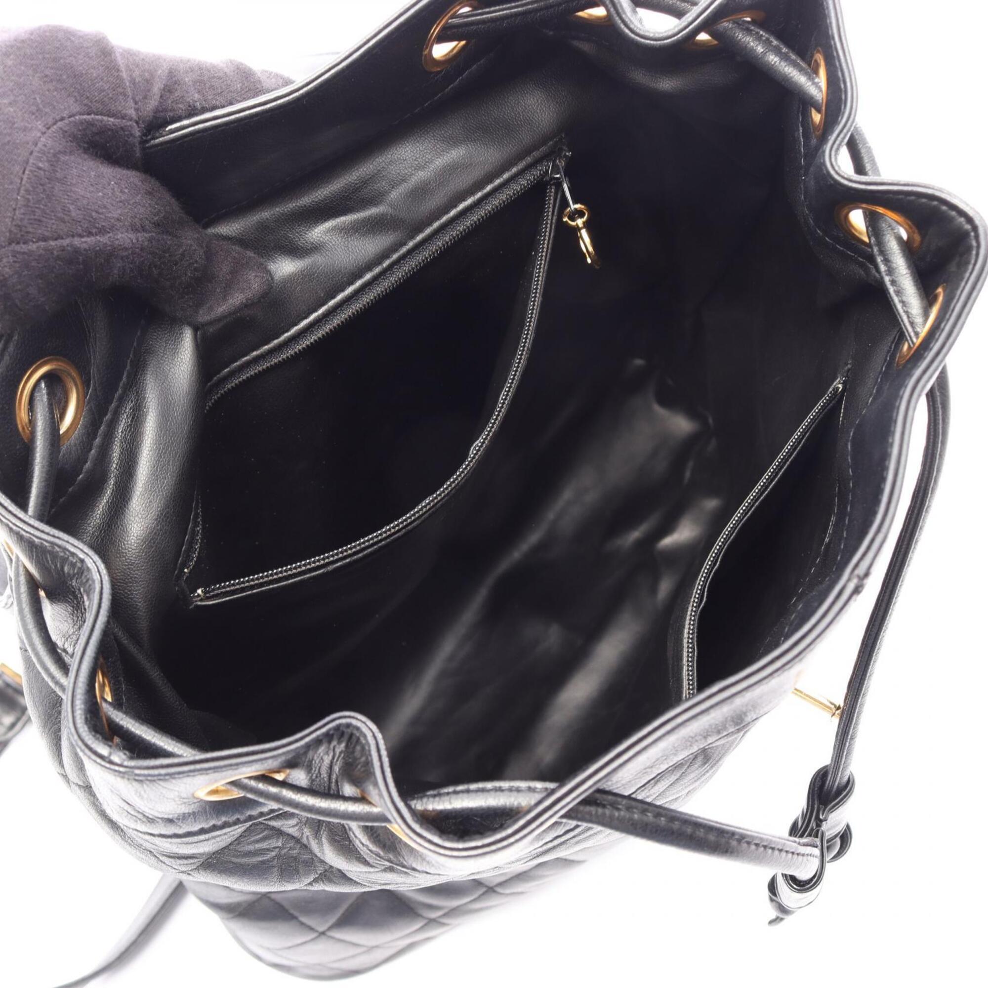 Chanel Black Leather Backpack Handbag (Pre-Owned)
