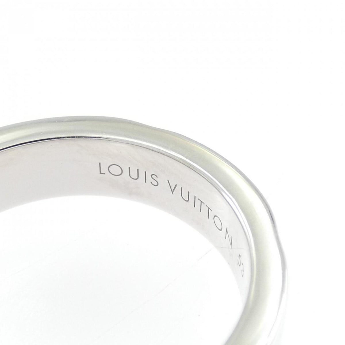 Louis Vuitton White Gold (18K) Band Ring (Pre-Owned)