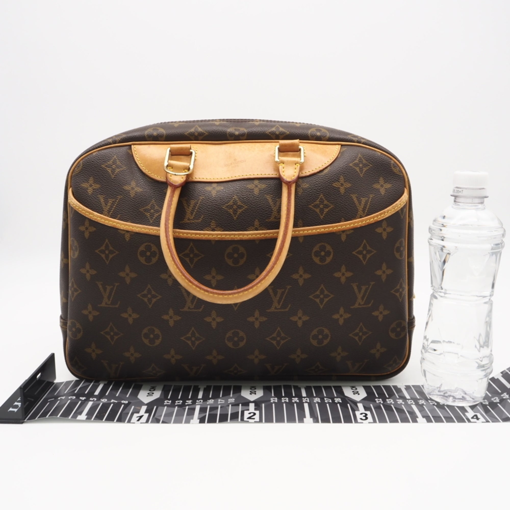 Louis Vuitton Monogram Beige Brown Monogram Handbag (Pre-Owned)